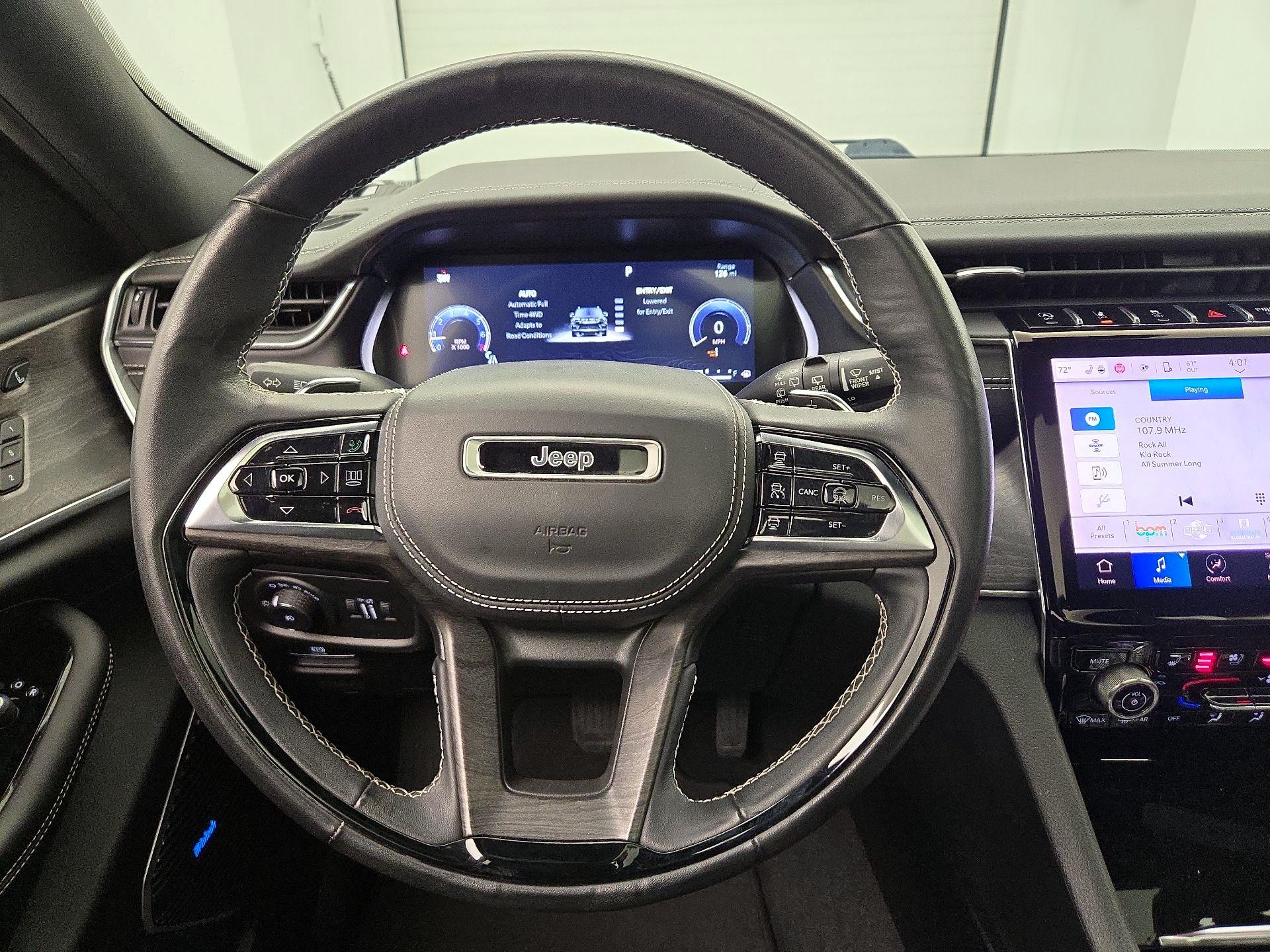 Thumbnail: 2022 Jeep Grand Cherokee - 10