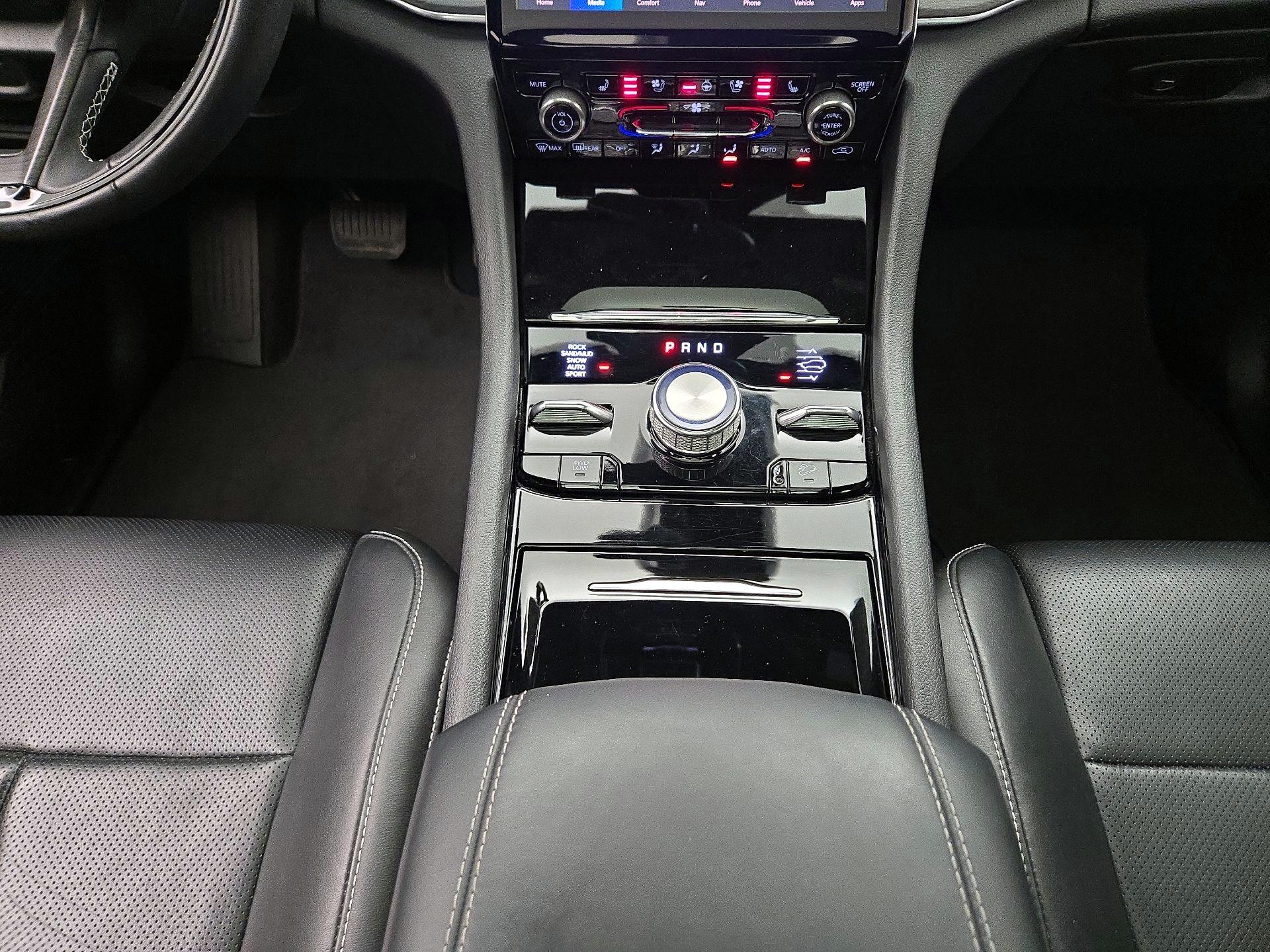 Thumbnail: 2022 Jeep Grand Cherokee - 18