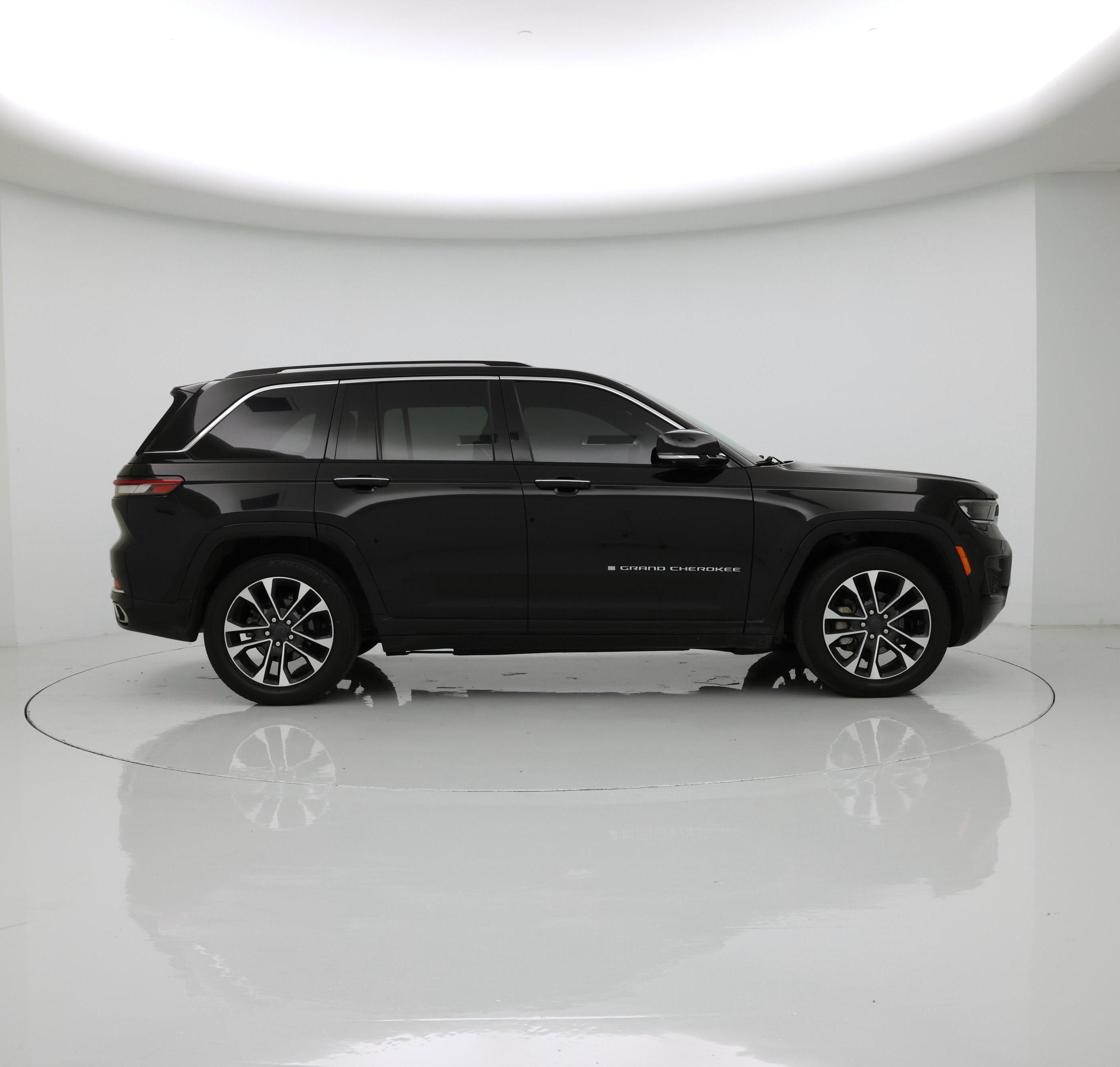 Thumbnail: 2022 Jeep Grand Cherokee - 7