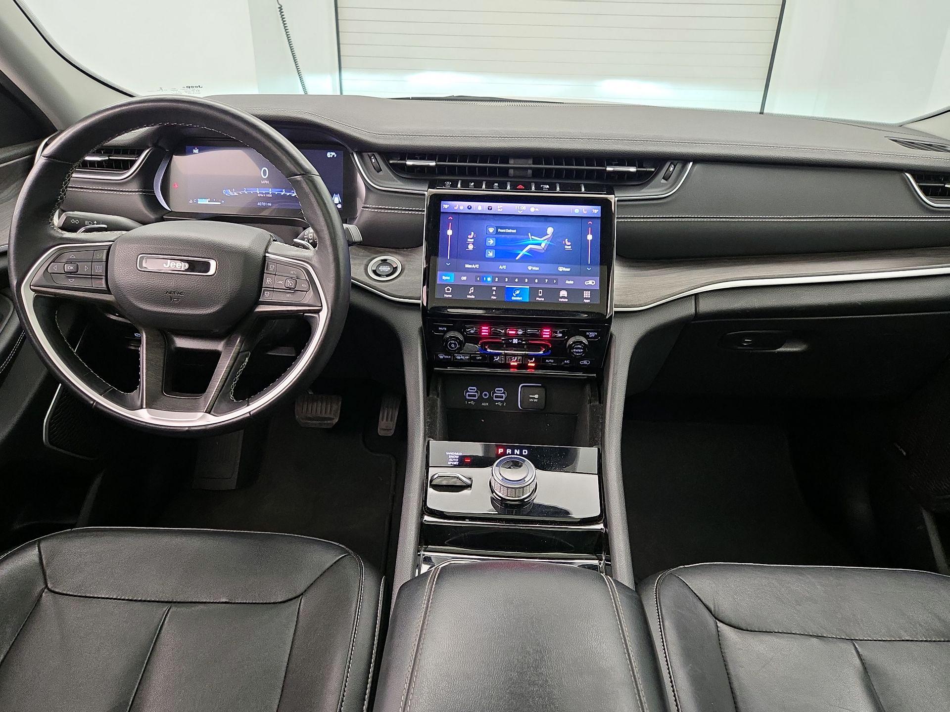 Thumbnail: 2022 Jeep Grand Cherokee - 9