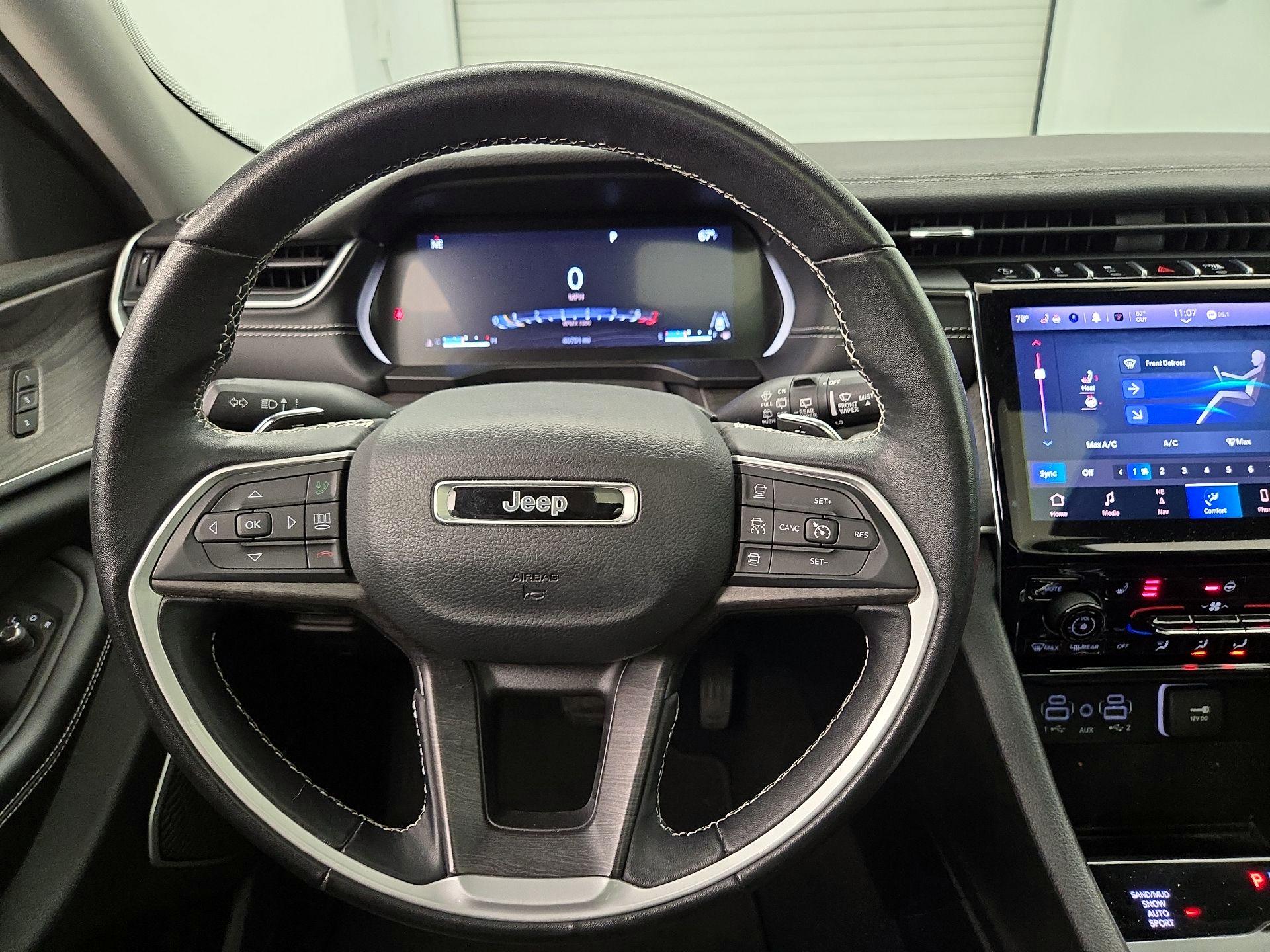 Thumbnail: 2022 Jeep Grand Cherokee - 10