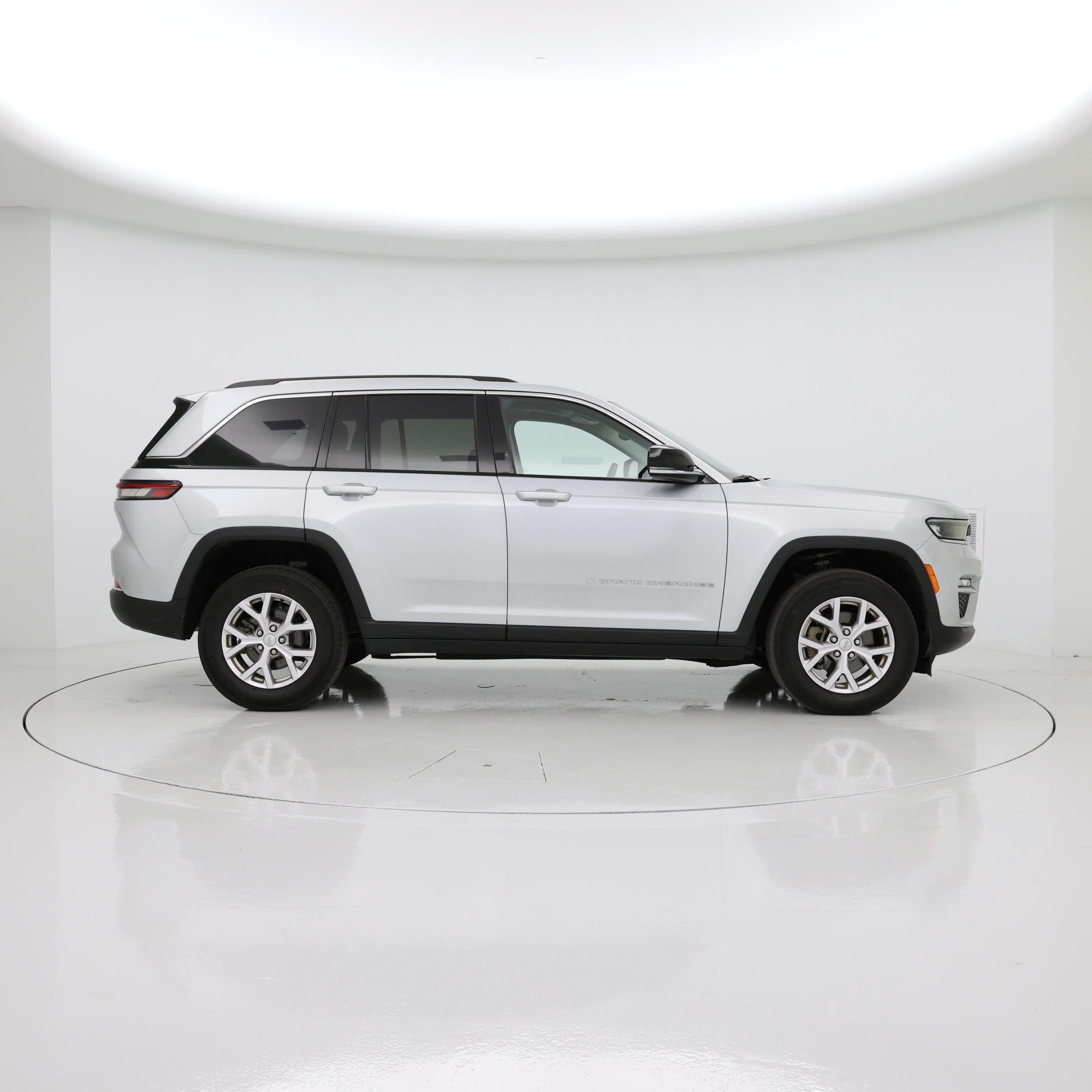 Thumbnail: 2022 Jeep Grand Cherokee - 7
