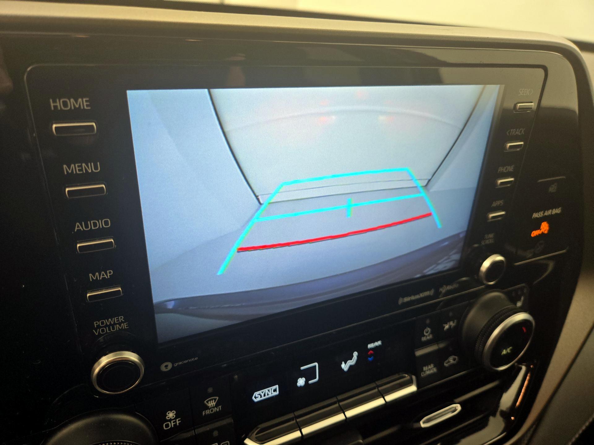 Thumbnail: 2021 Toyota Highlander - 15