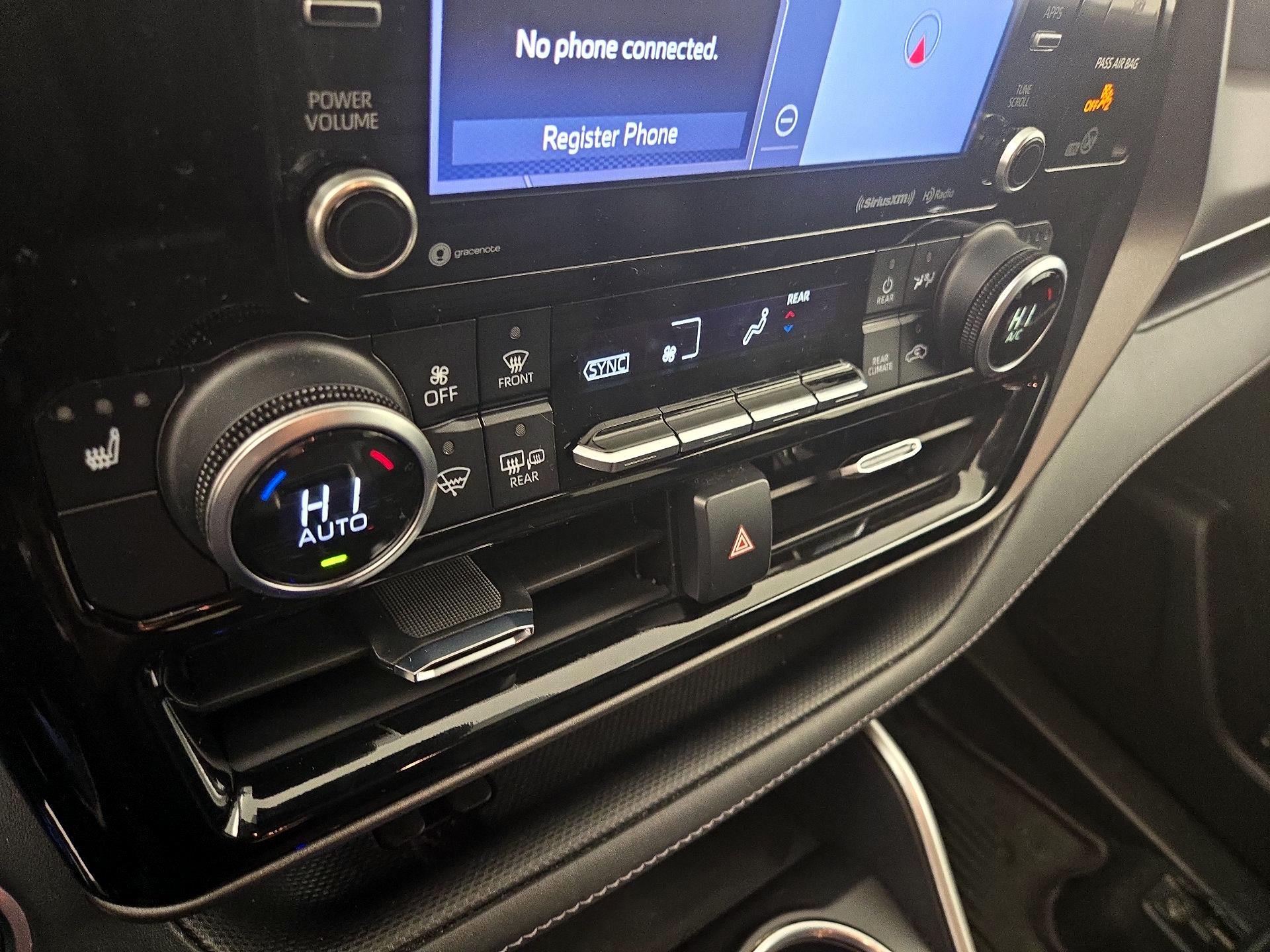 Thumbnail: 2021 Toyota Highlander - 17