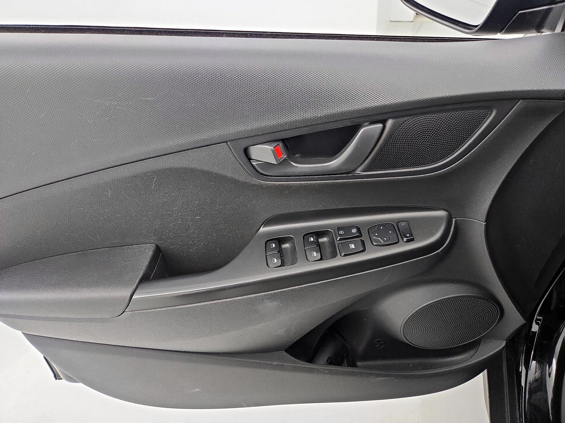 Thumbnail: 2023 Hyundai Kona - 12