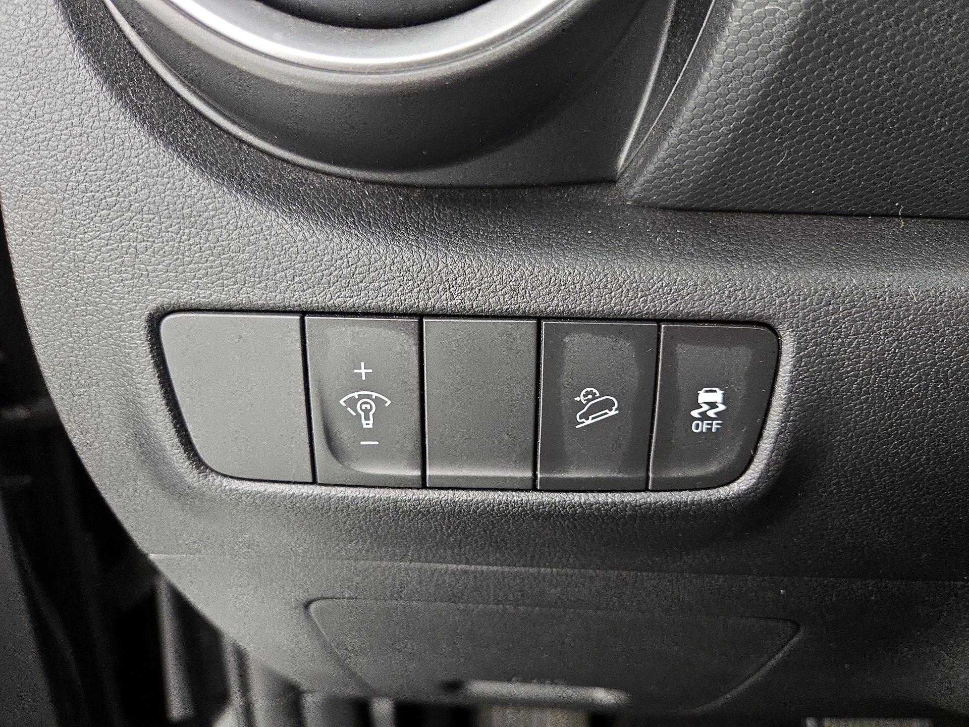 Thumbnail: 2023 Hyundai Kona - 13