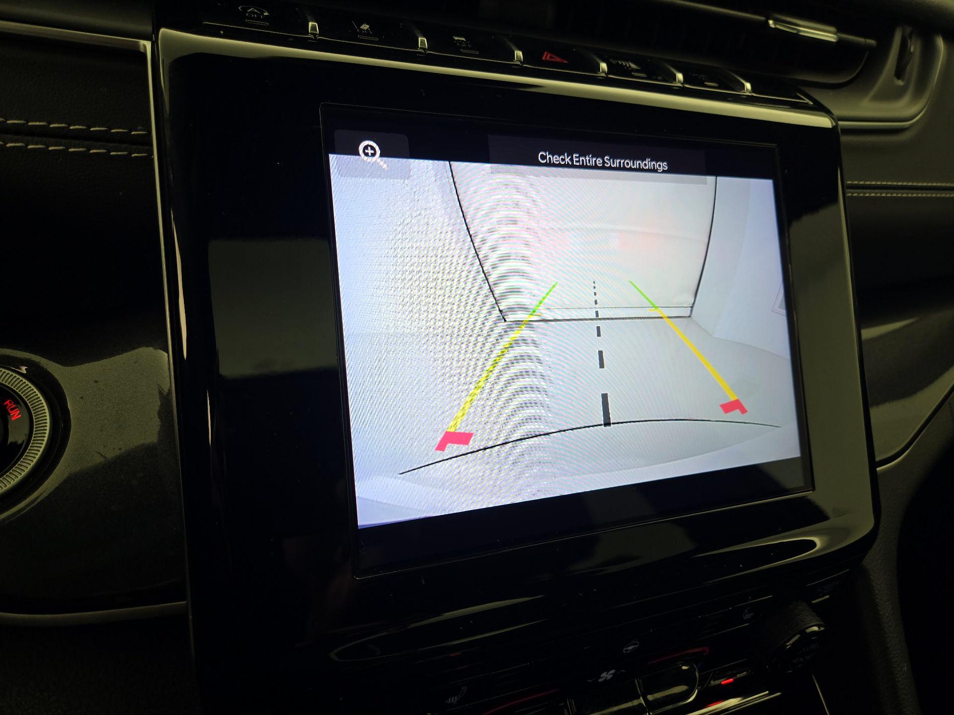 Thumbnail: 2023 Jeep Grand Cherokee - 14