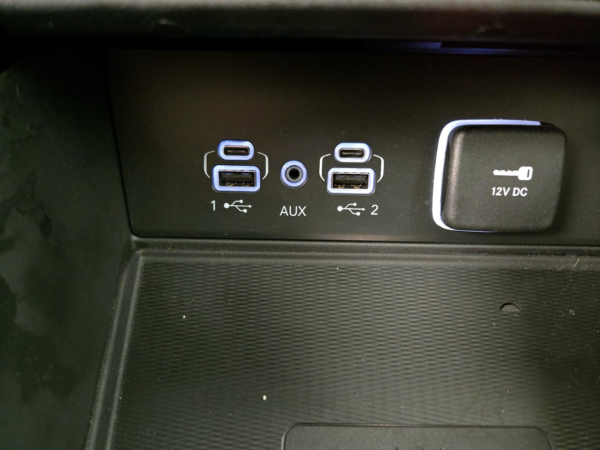 Thumbnail: 2023 Jeep Grand Cherokee - 18