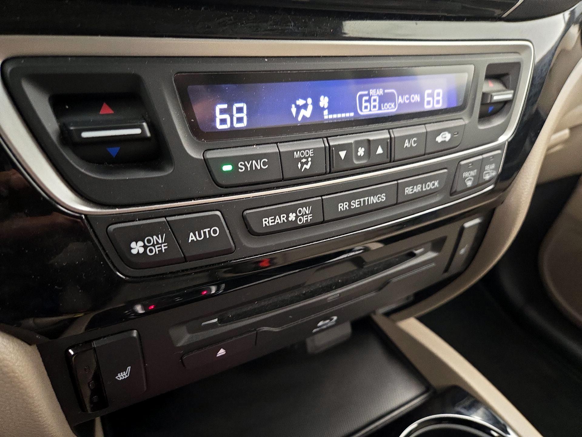 Thumbnail: 2022 Honda Pilot - 17