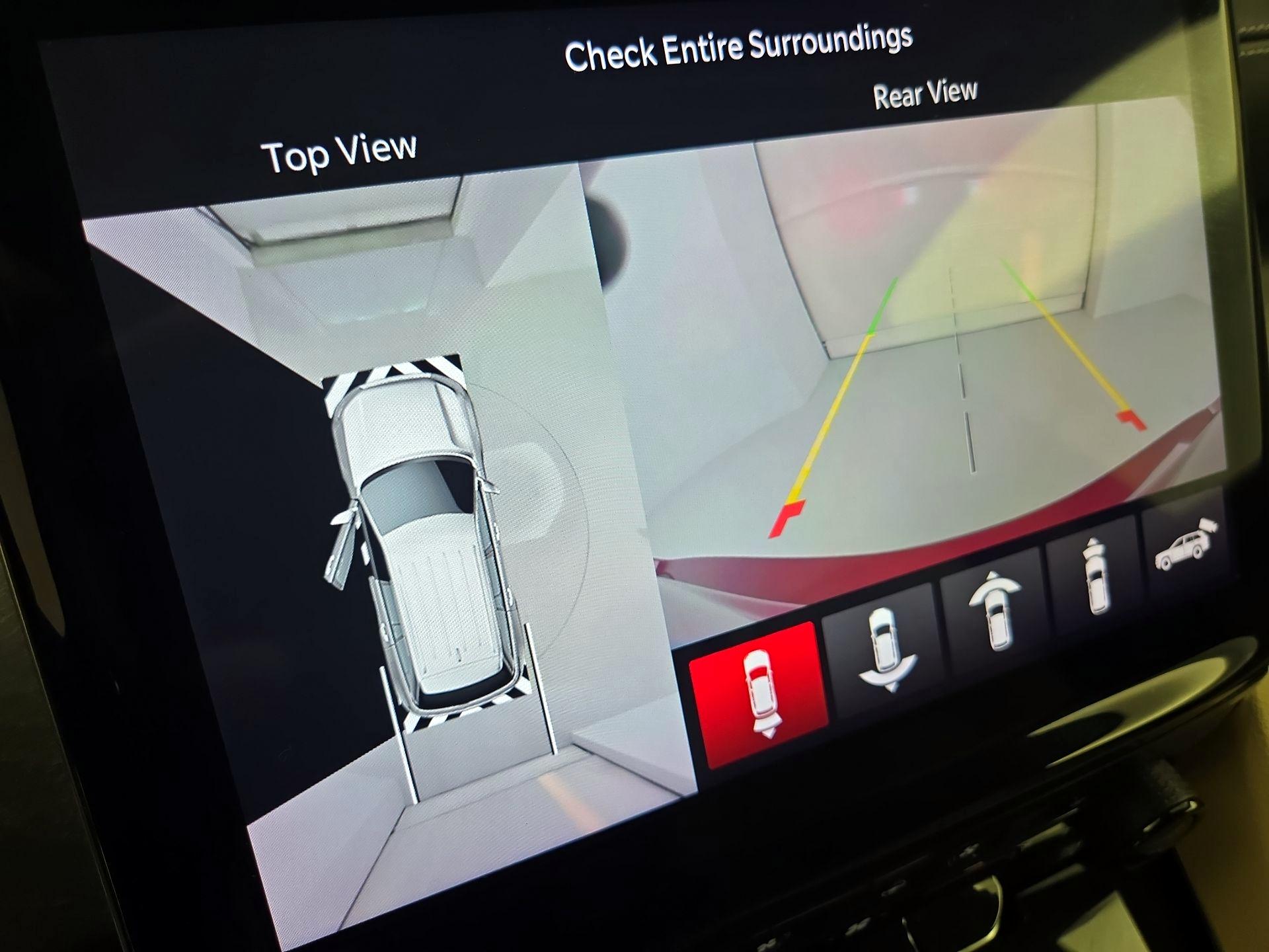 Thumbnail: 2022 Jeep Grand Cherokee L - 15