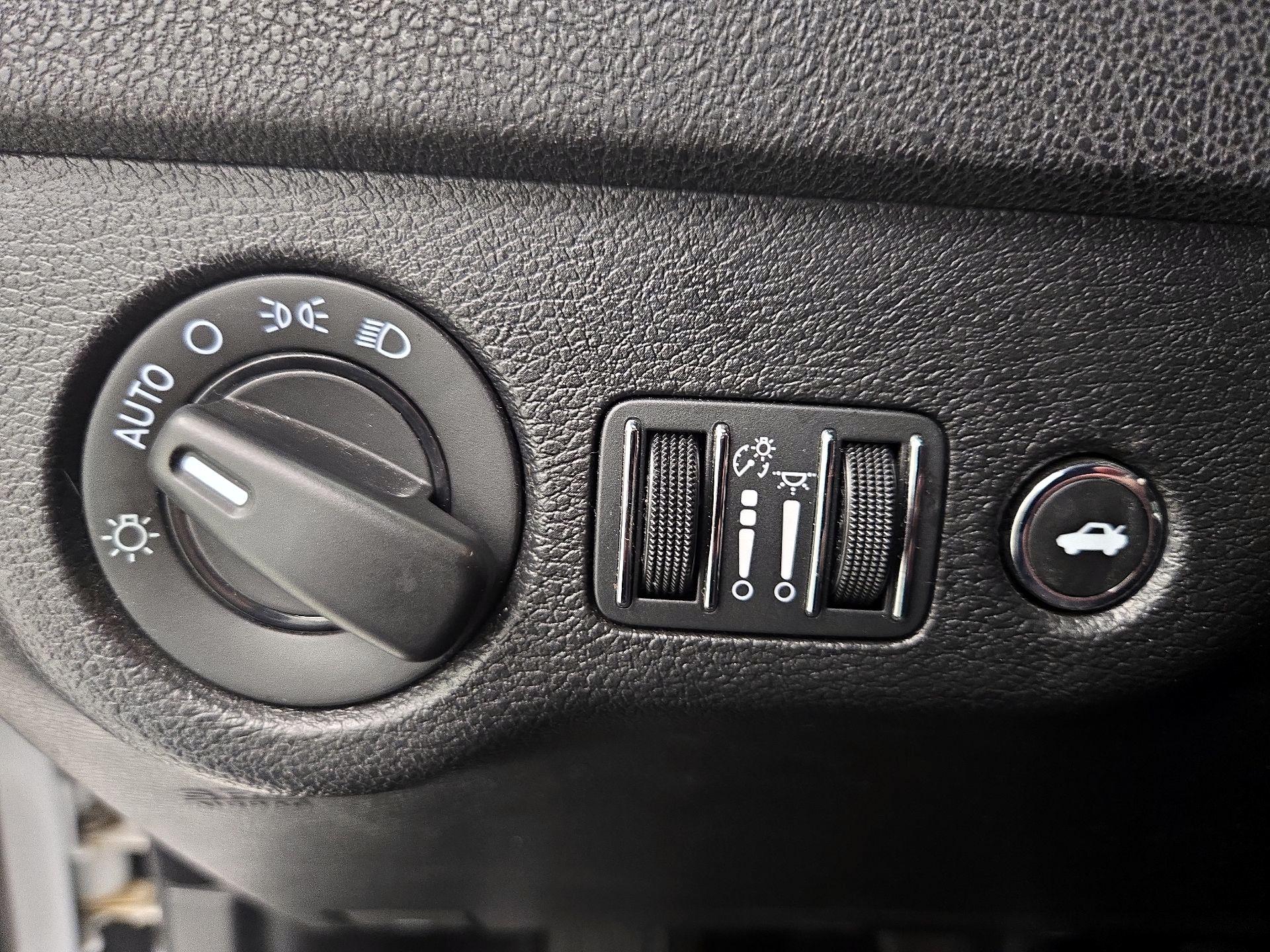 Thumbnail: 2022 Dodge Charger - 13