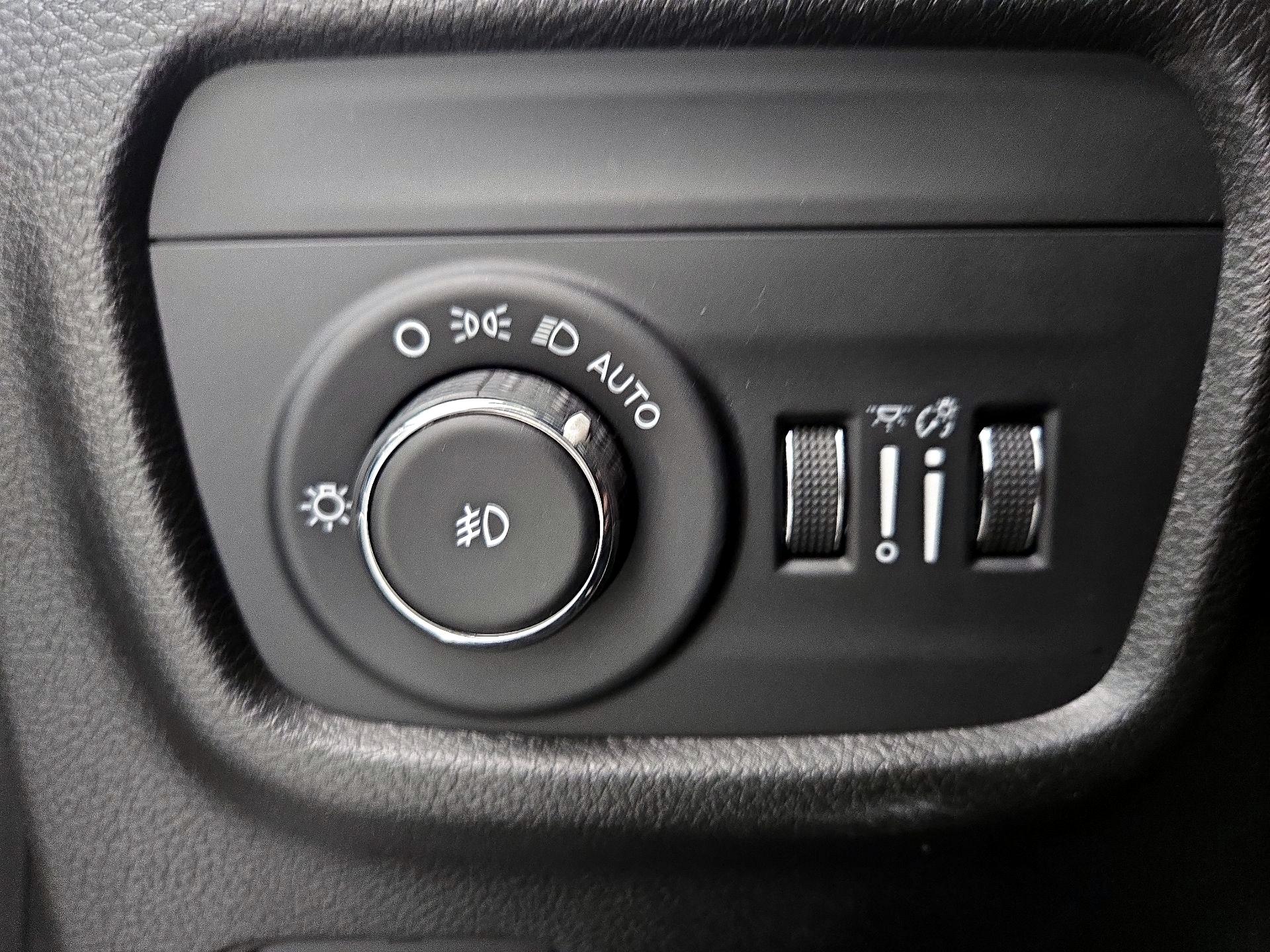 Thumbnail: 2023 Jeep Grand Cherokee - 13