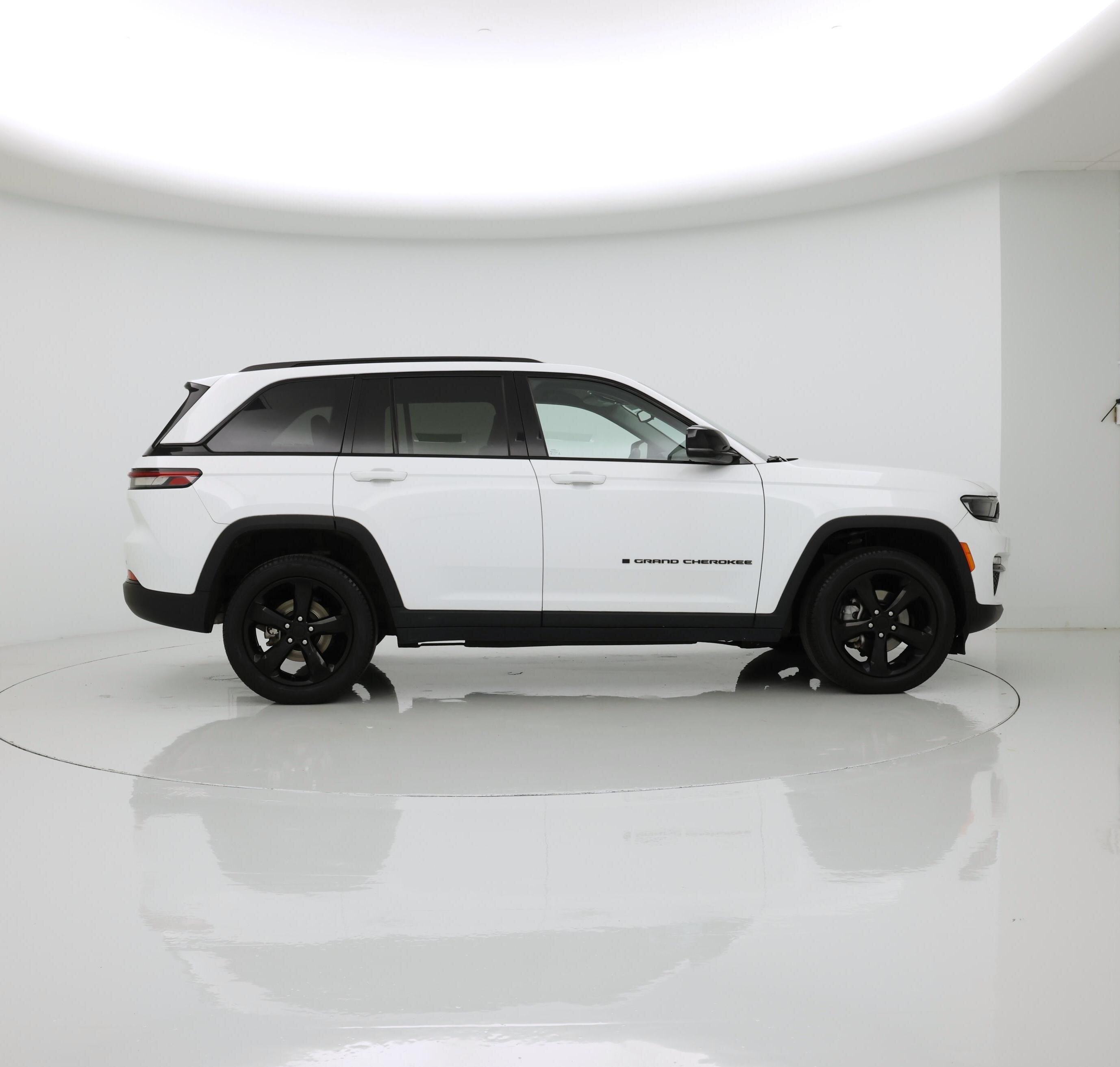 Thumbnail: 2023 Jeep Grand Cherokee - 7