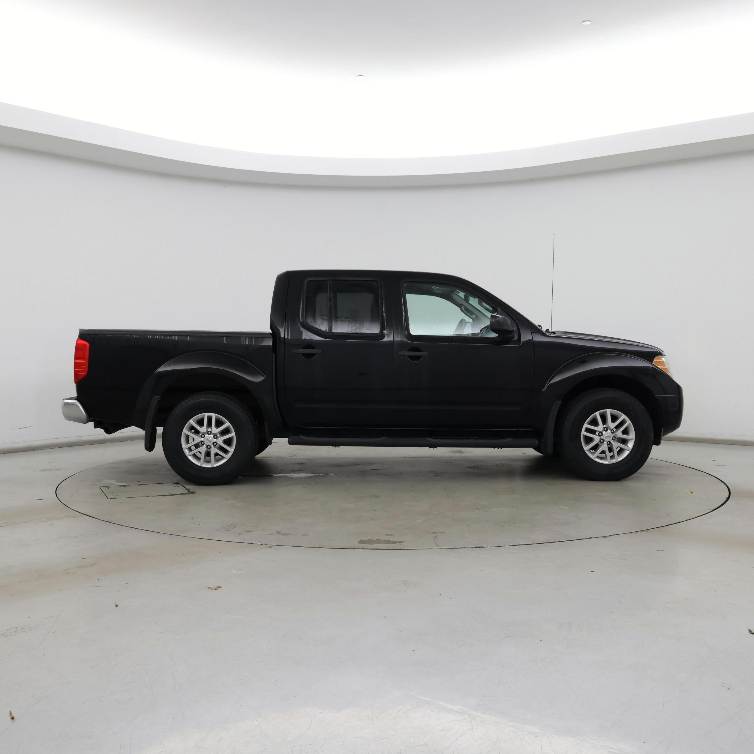 Thumbnail: 2015 Nissan Frontier - 7