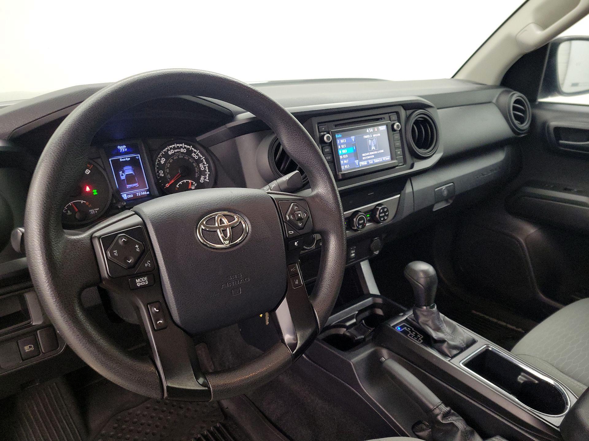 Thumbnail: 2019 Toyota Tacoma - 9