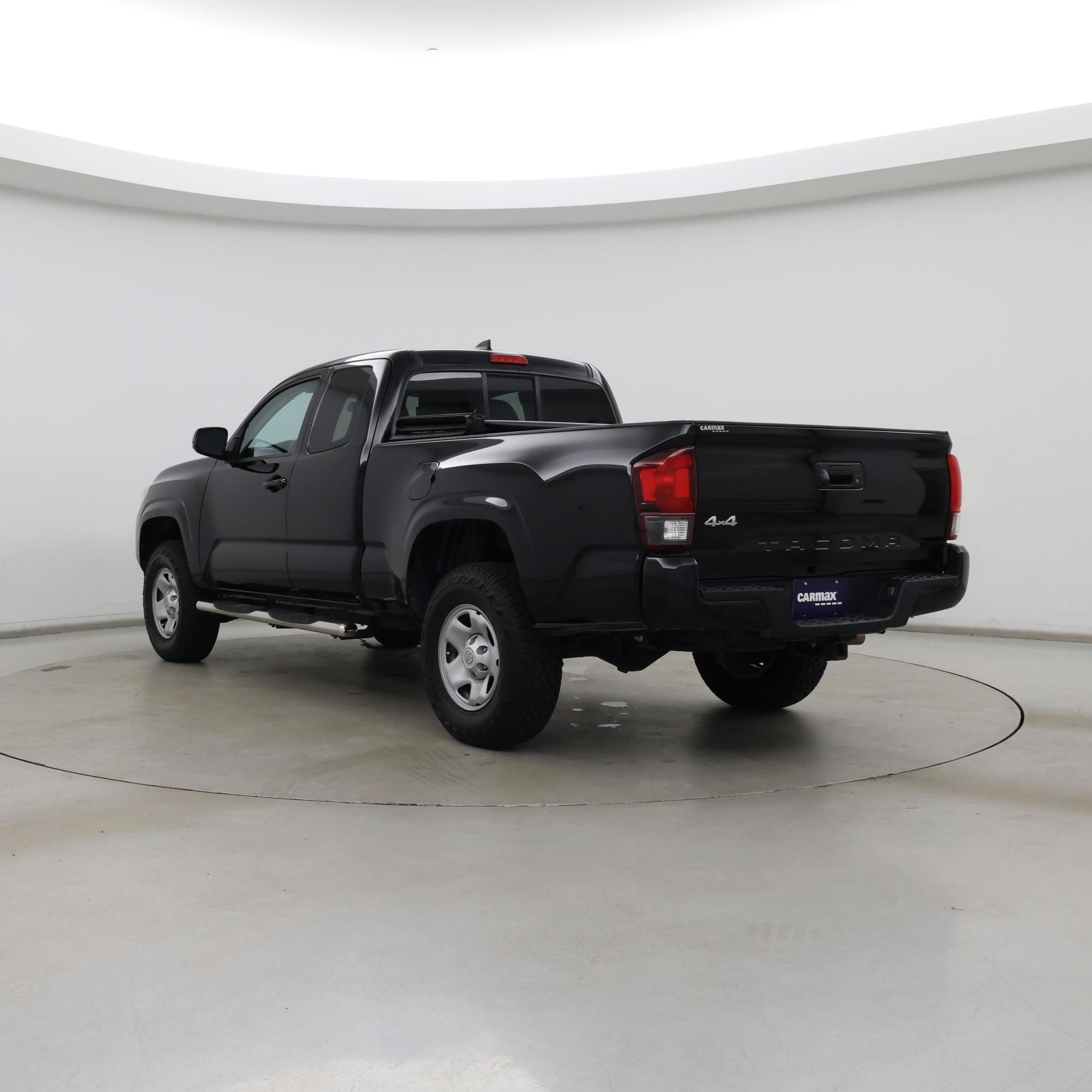 Thumbnail: 2019 Toyota Tacoma - 2
