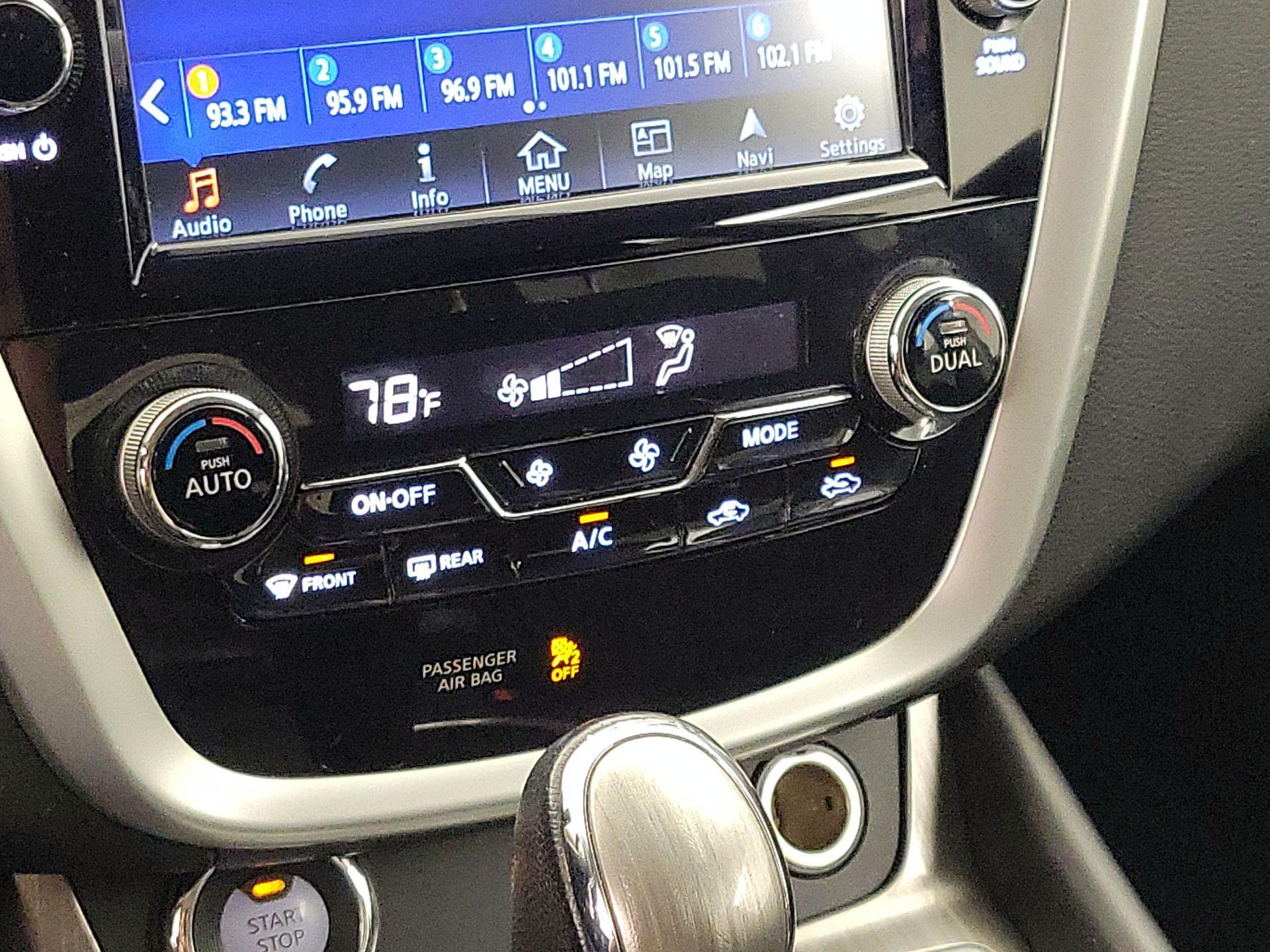 Thumbnail: 2018 Nissan Murano - 17