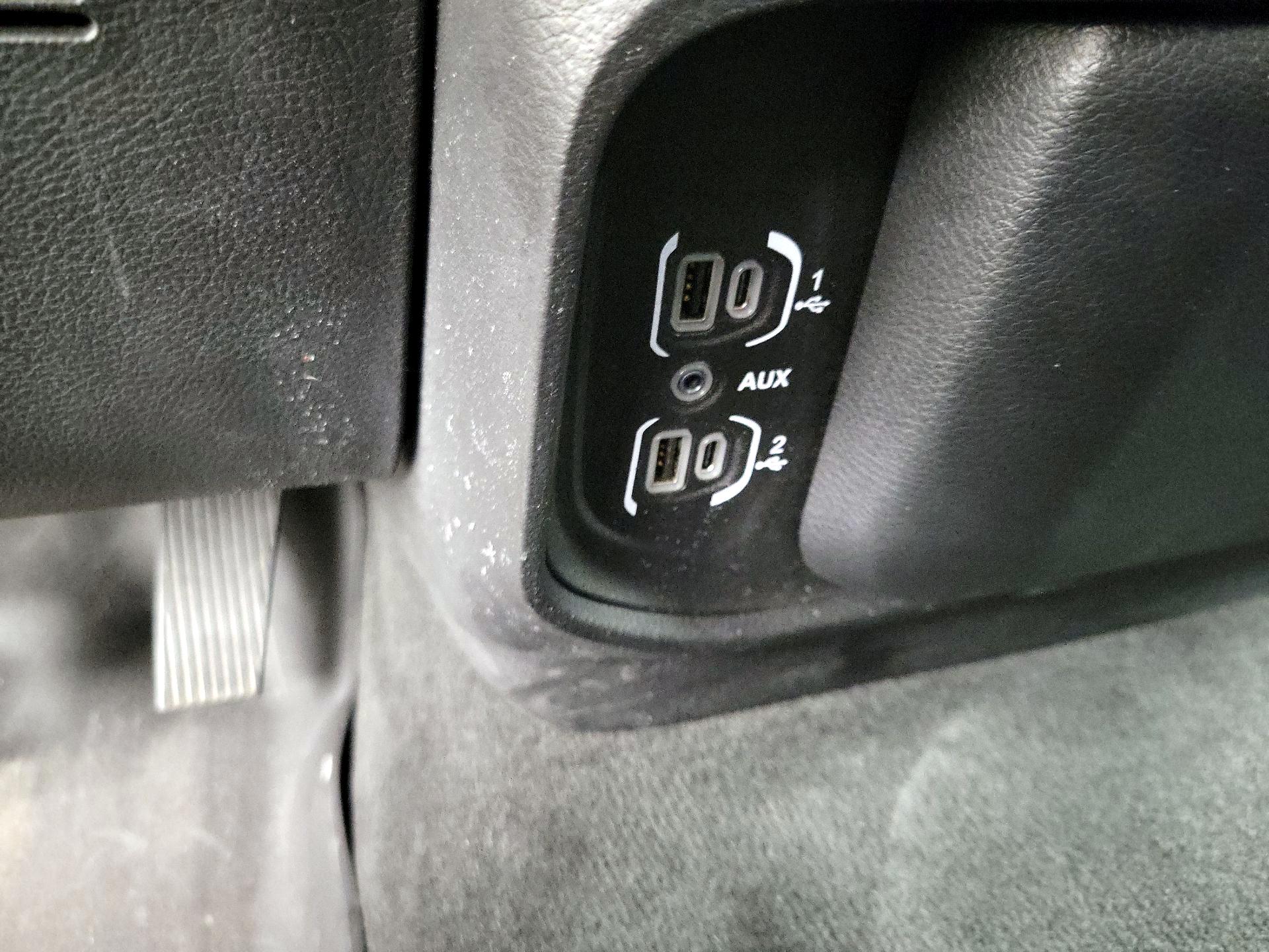 Thumbnail: 2021 RAM 1500 - 18