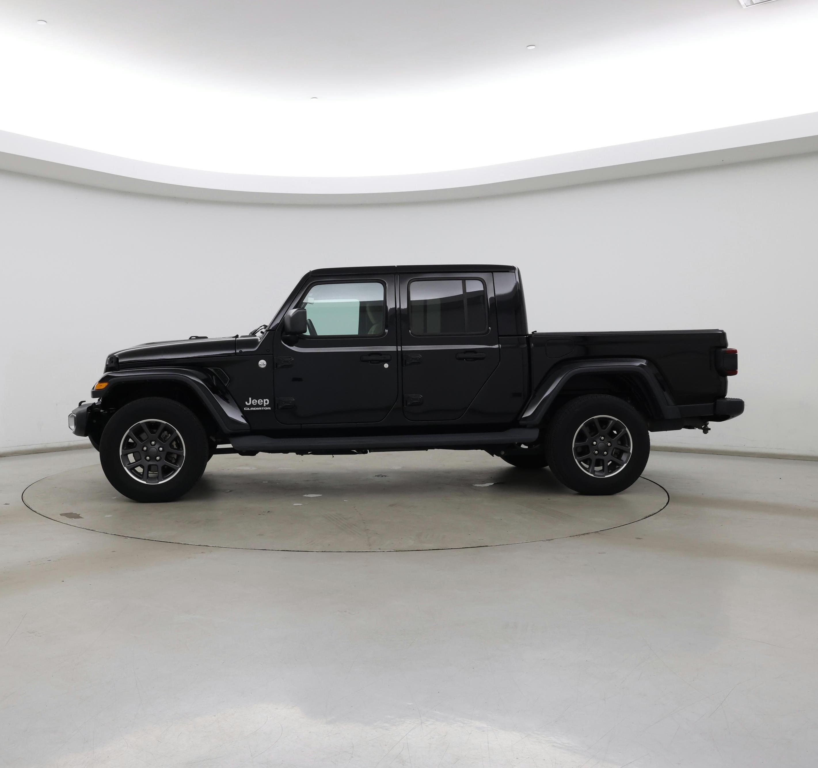 Thumbnail: 2020 Jeep Gladiator - 3