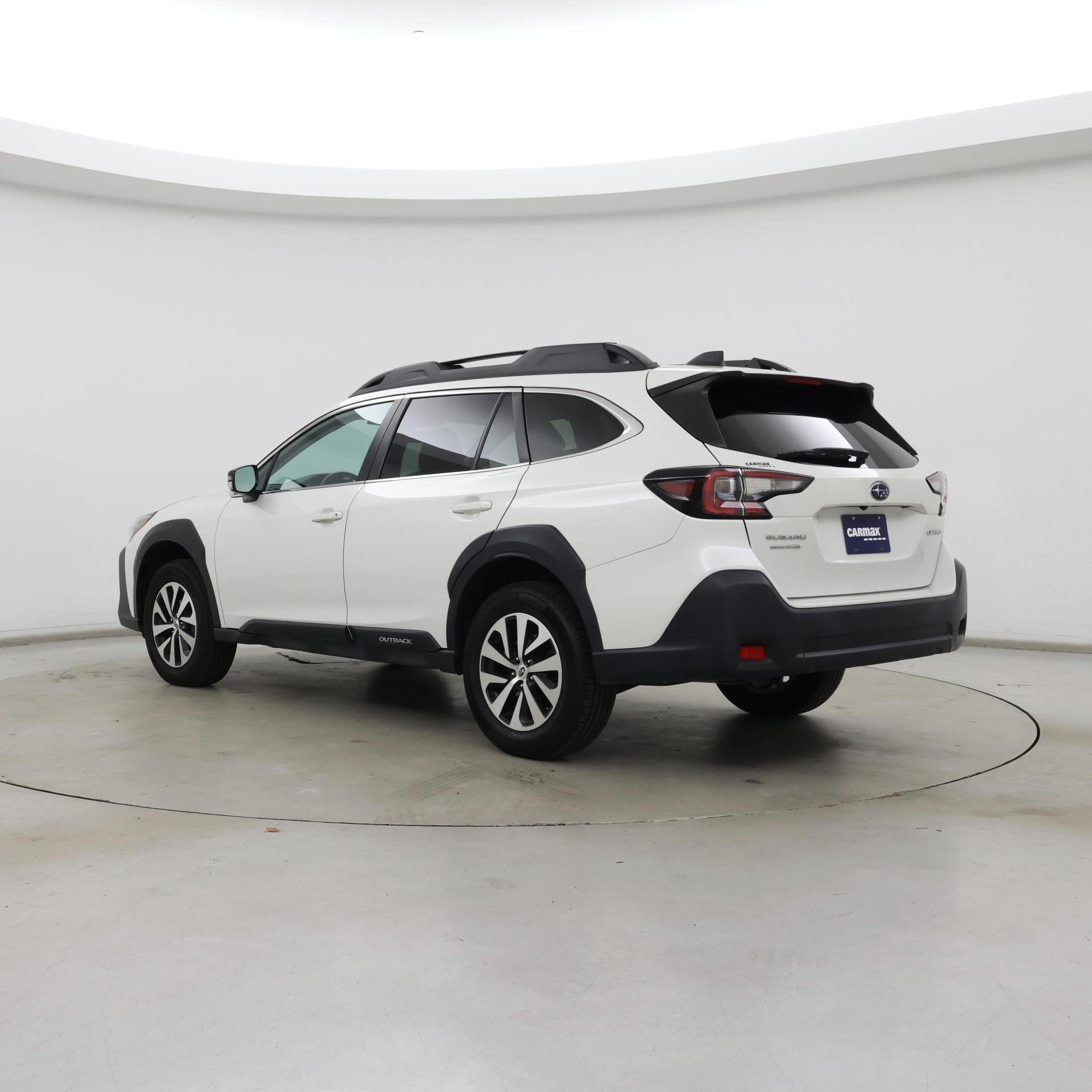 Thumbnail: 2023 Subaru Outback - 2