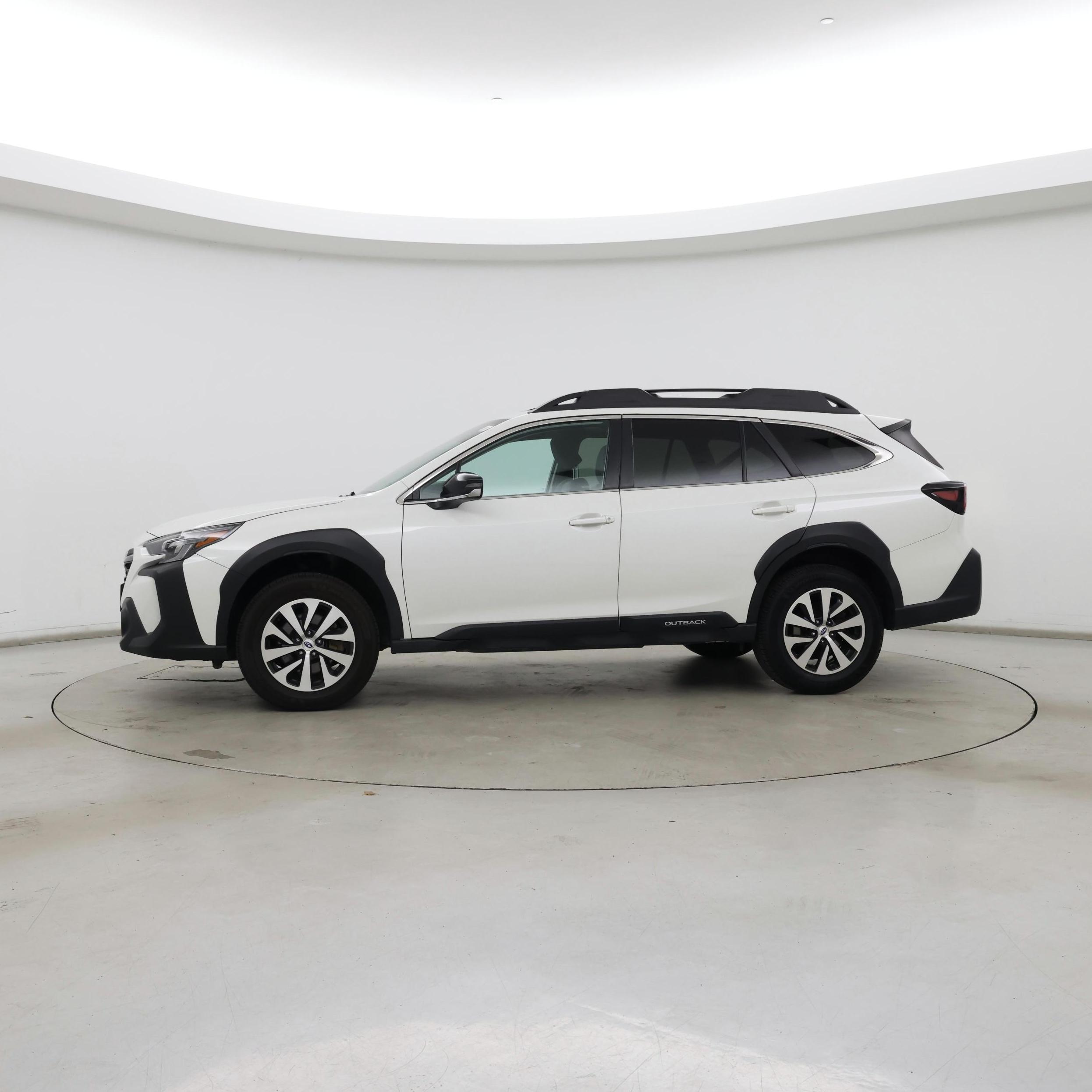 Thumbnail: 2023 Subaru Outback - 3