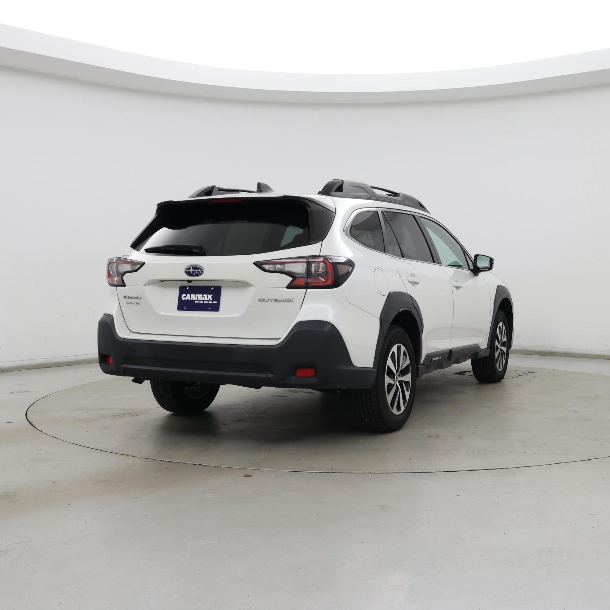 Thumbnail: 2023 Subaru Outback - 8