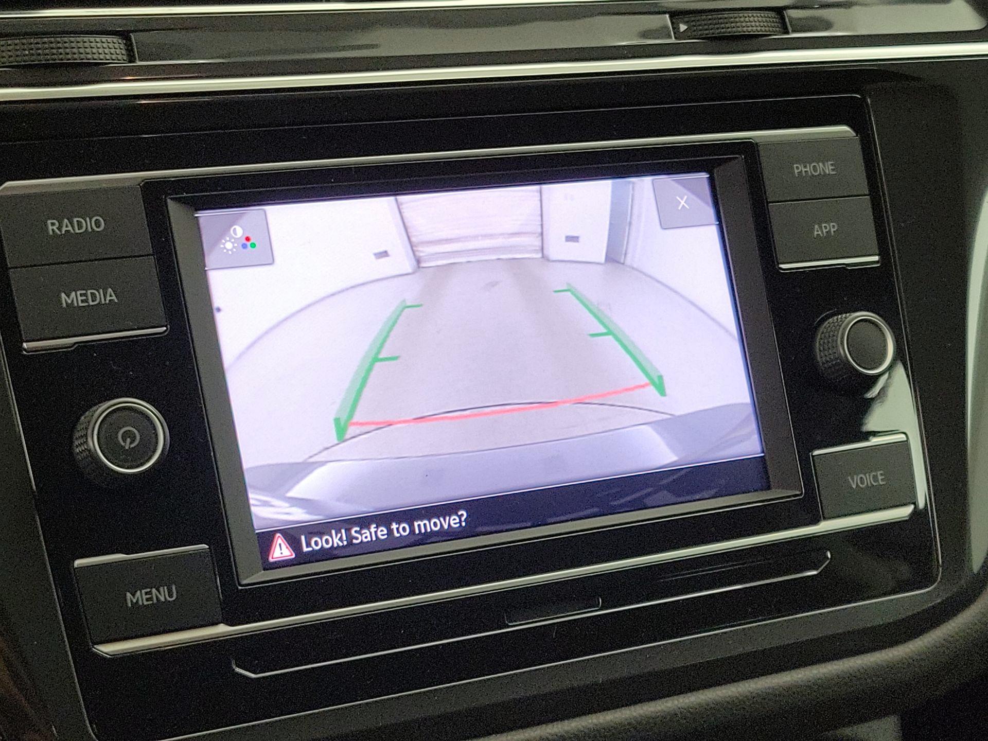 Thumbnail: 2020 Volkswagen Tiguan - 14