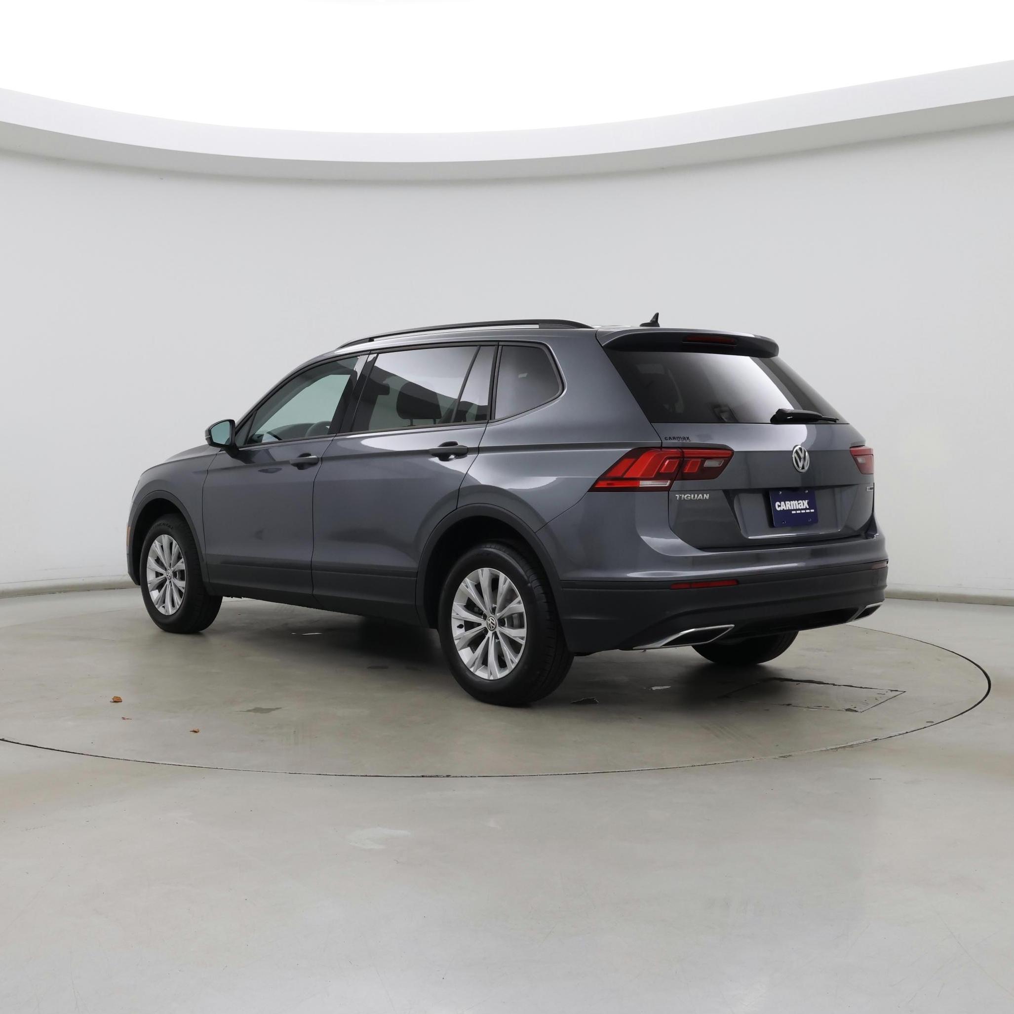 Thumbnail: 2020 Volkswagen Tiguan - 2