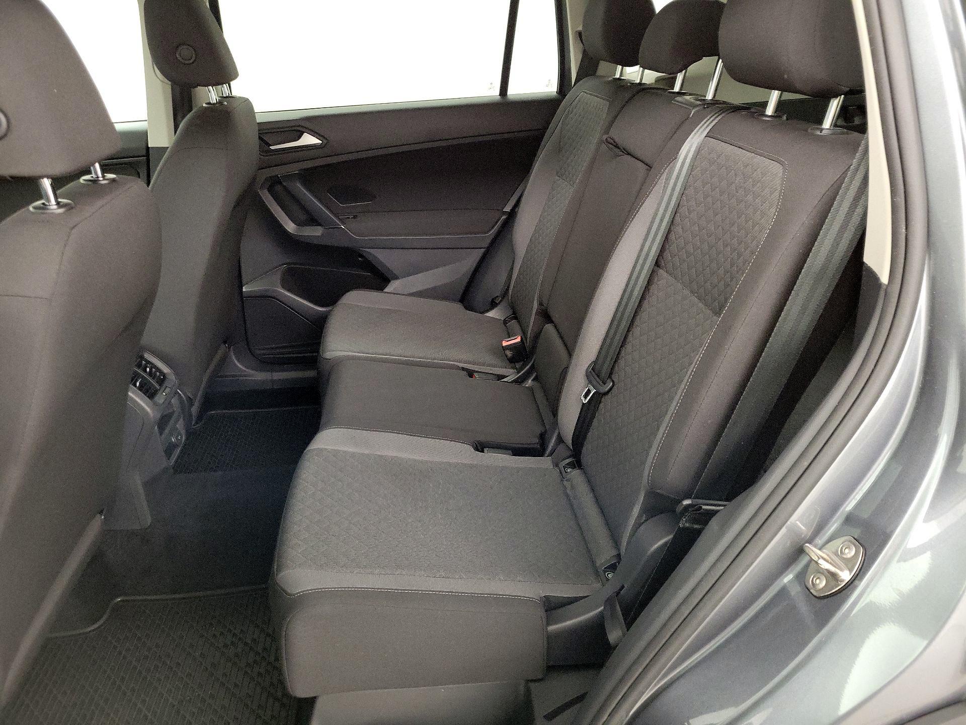 Thumbnail: 2020 Volkswagen Tiguan - 19