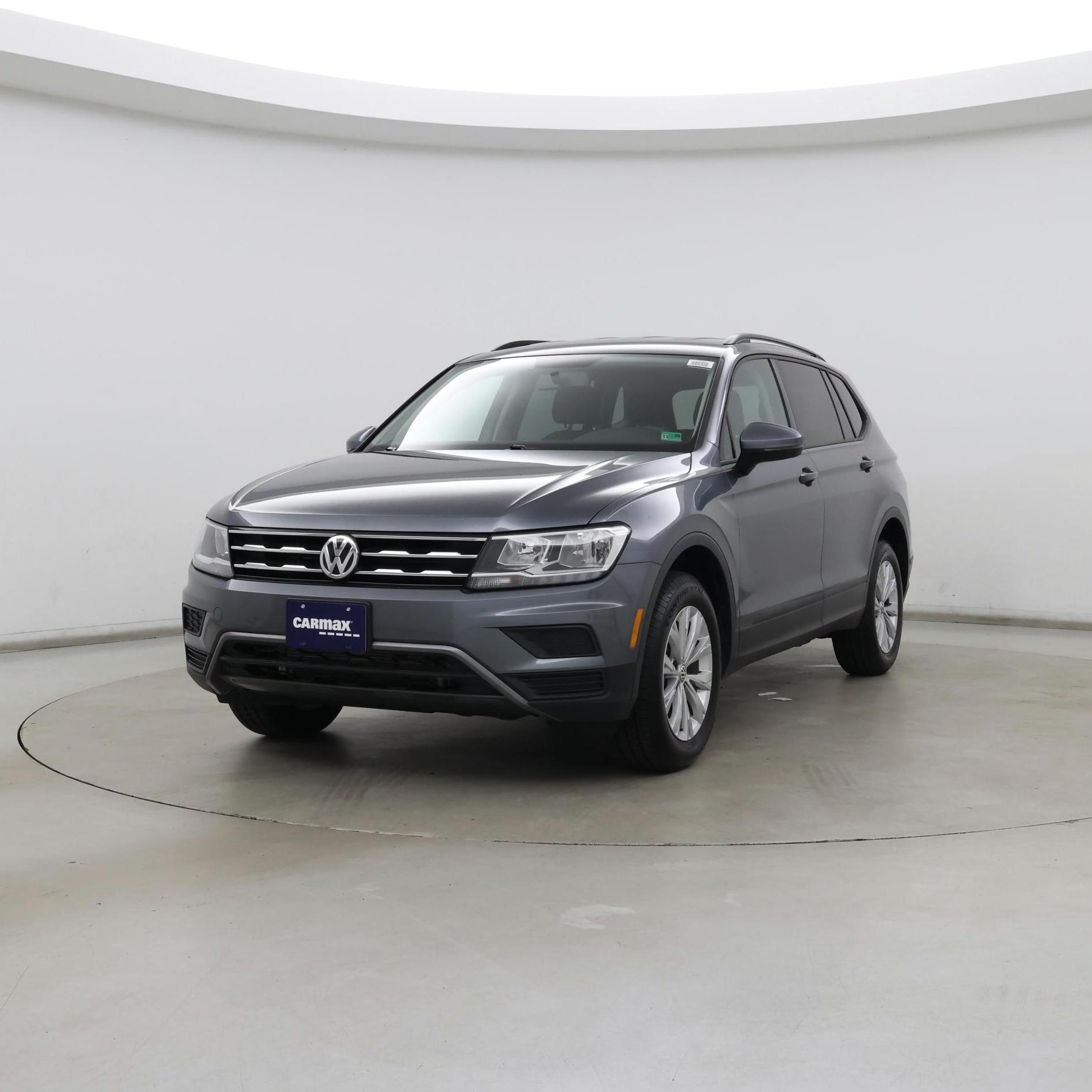 Thumbnail: 2020 Volkswagen Tiguan - 4