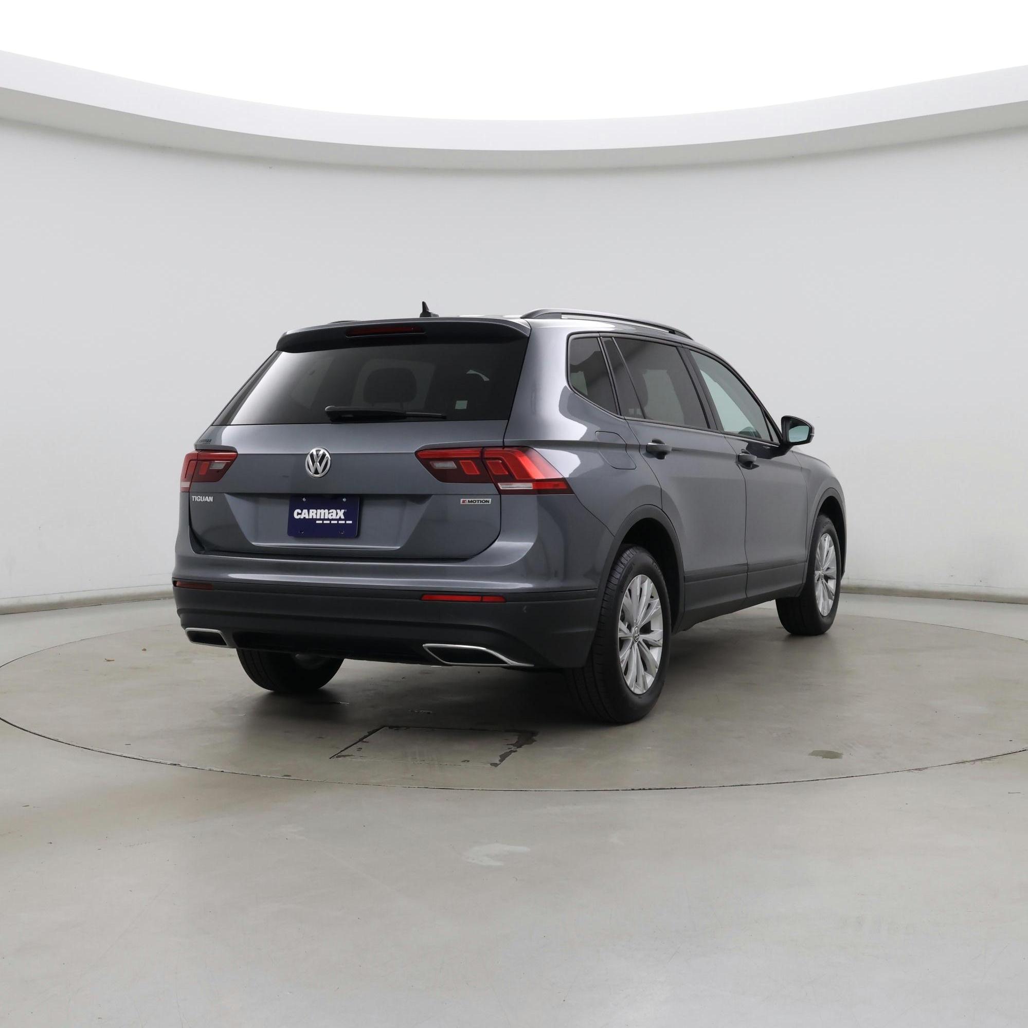 Thumbnail: 2020 Volkswagen Tiguan - 8