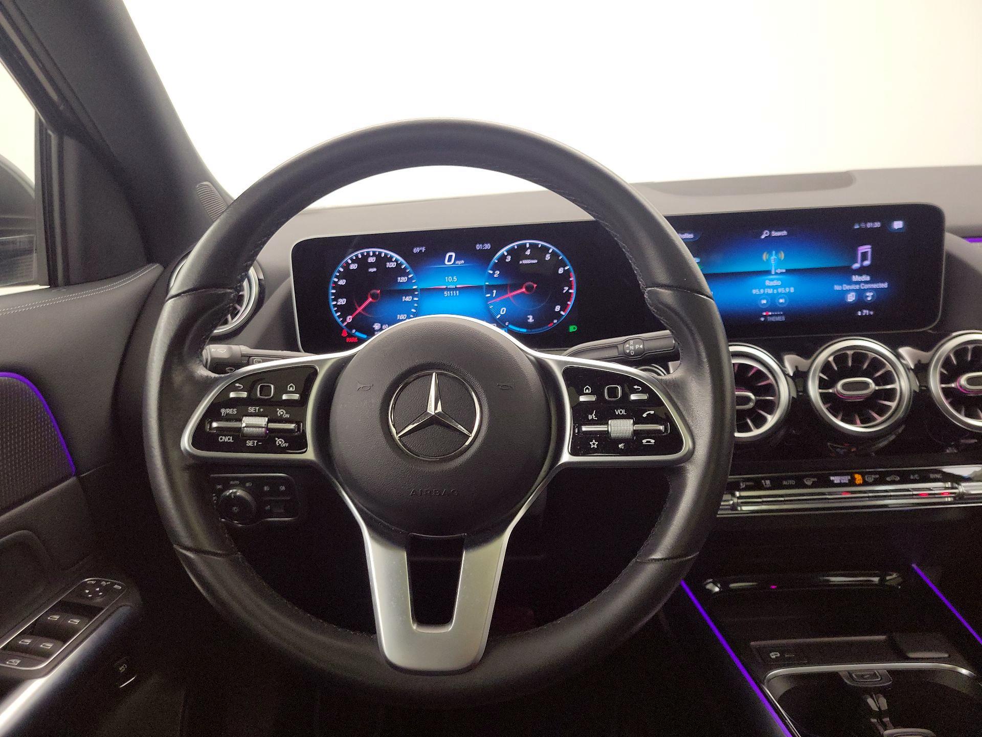 Thumbnail: 2021 Mercedes-Benz GLA - 10