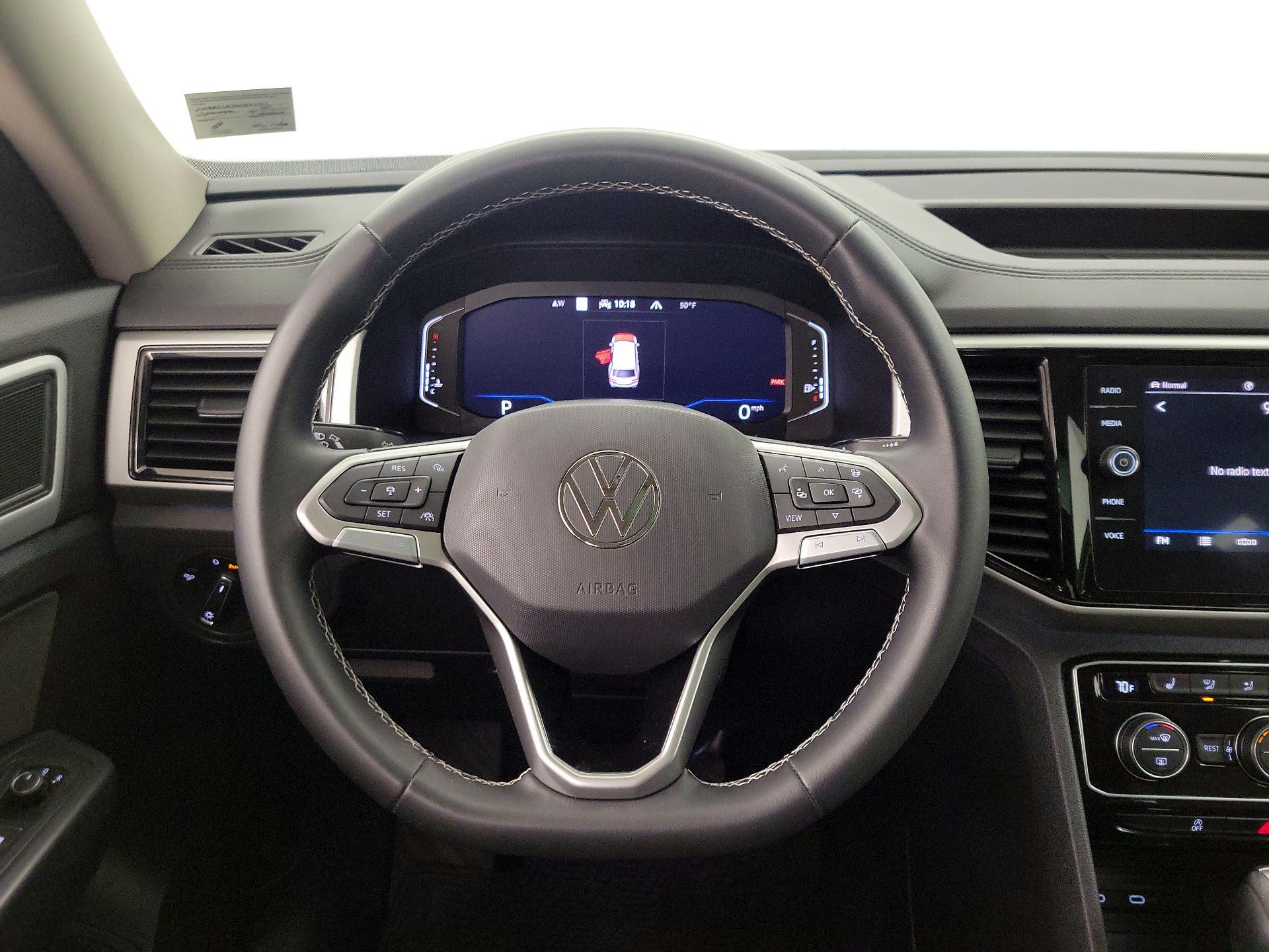 Thumbnail: 2021 Volkswagen Atlas - 10