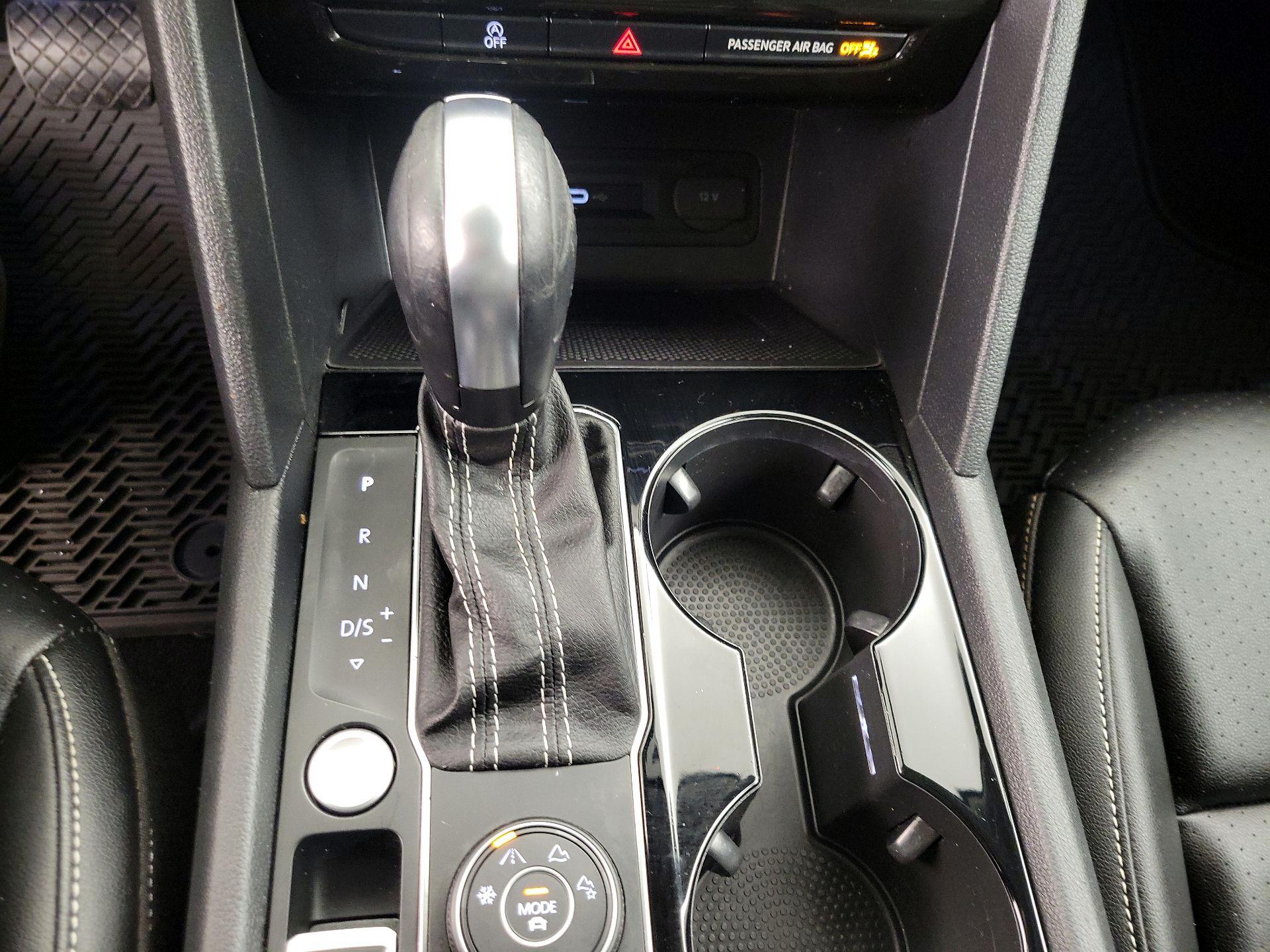 Thumbnail: 2021 Volkswagen Atlas - 18