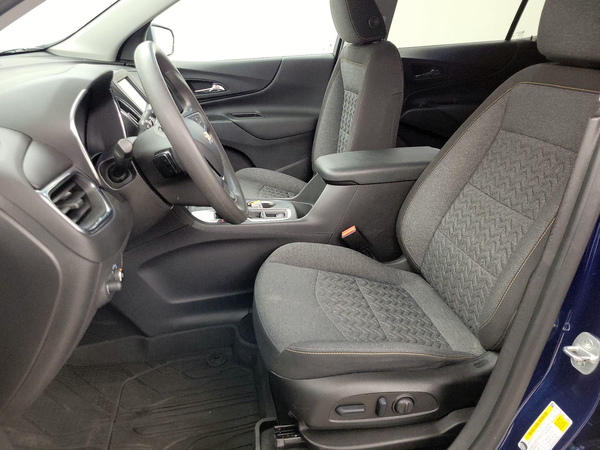 Thumbnail: 2022 Chevrolet Equinox - 11