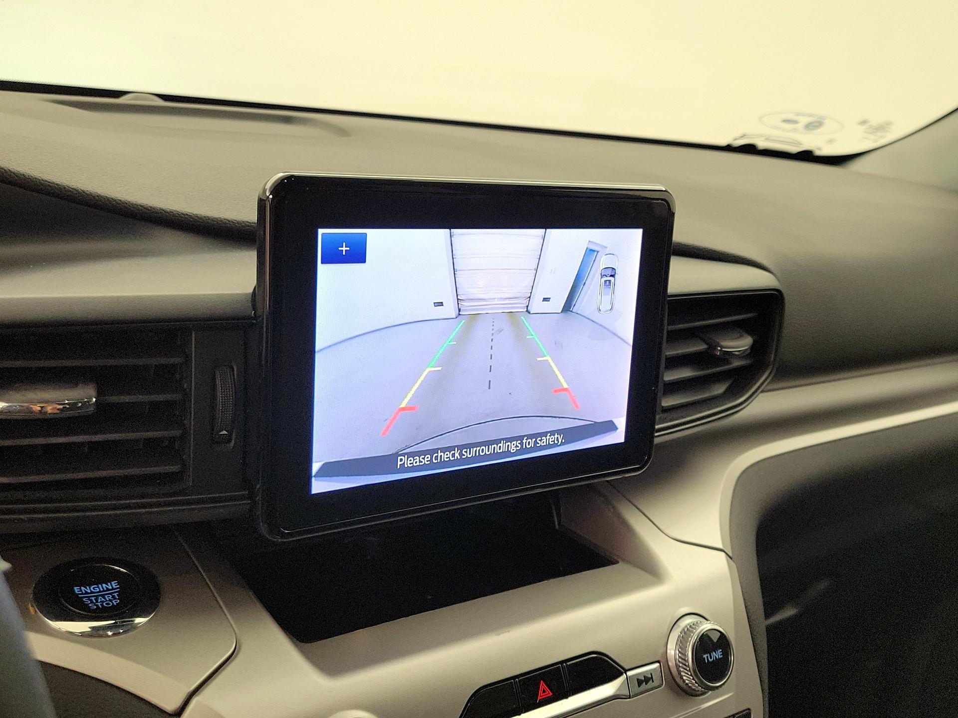 Thumbnail: 2022 Ford Explorer - 14