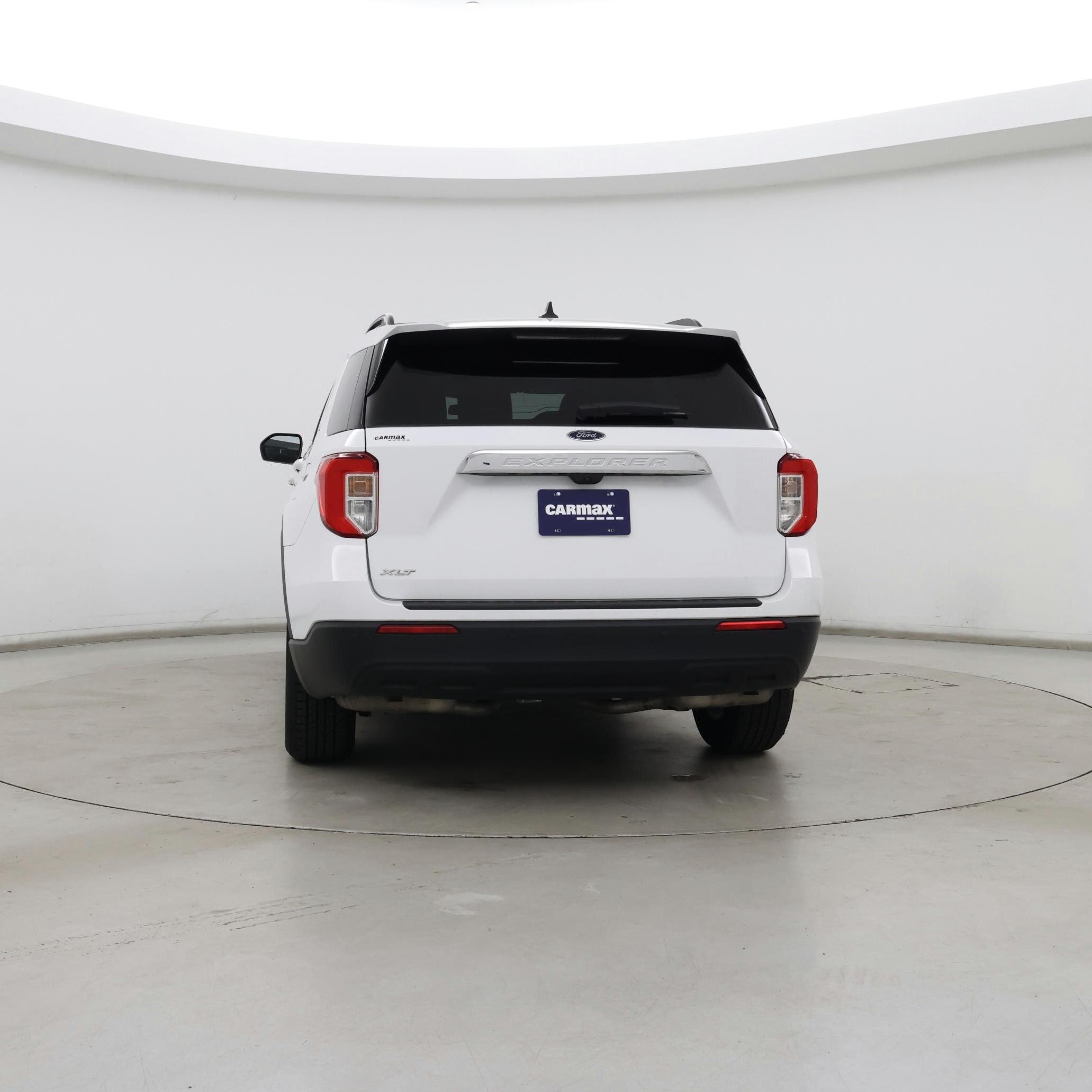 Thumbnail: 2022 Ford Explorer - 6