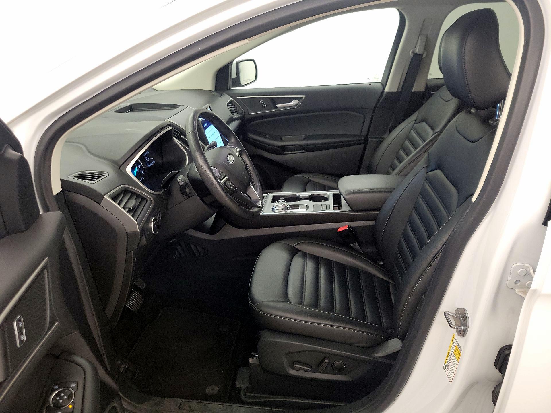 Thumbnail: 2021 Ford Edge - 11