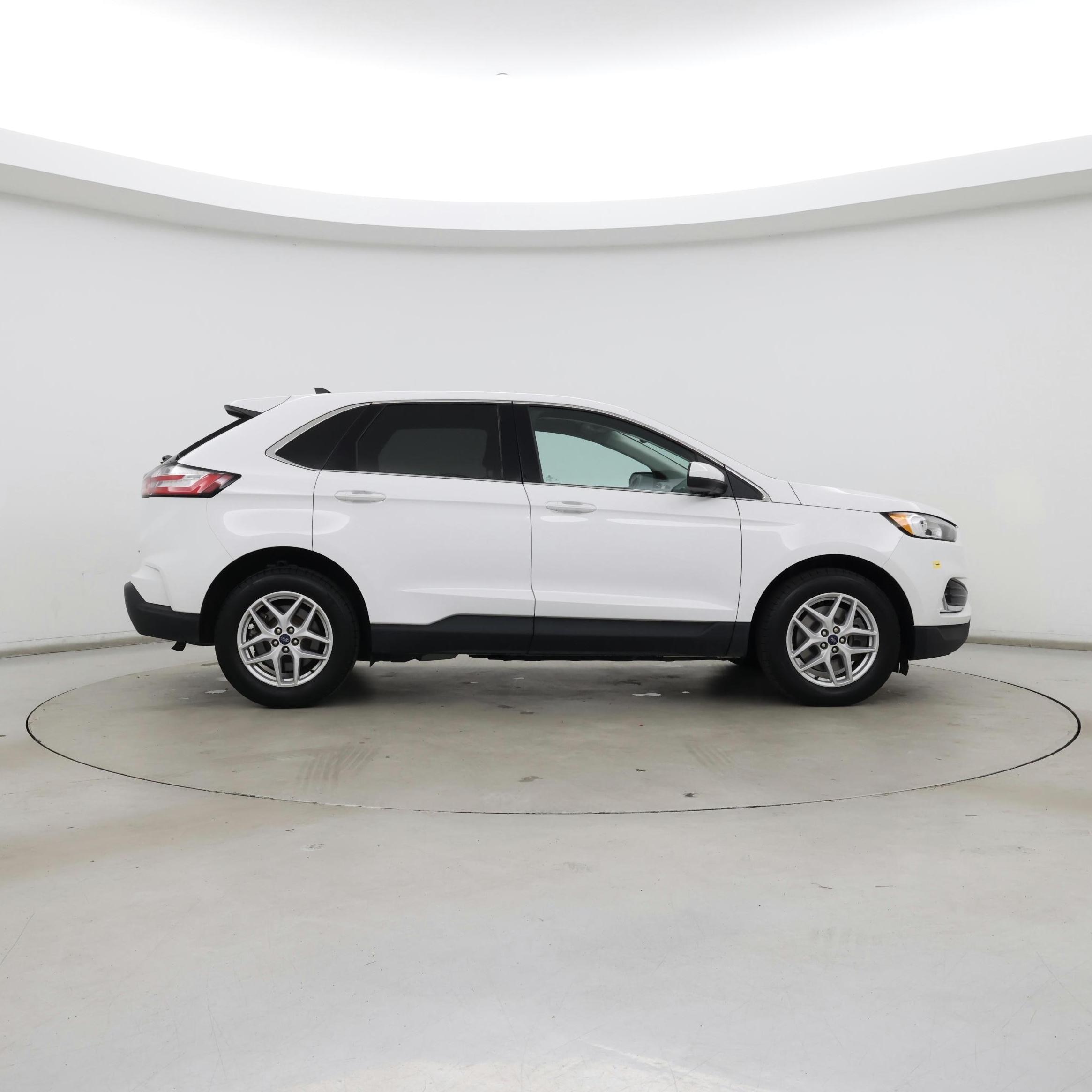 Thumbnail: 2021 Ford Edge - 7