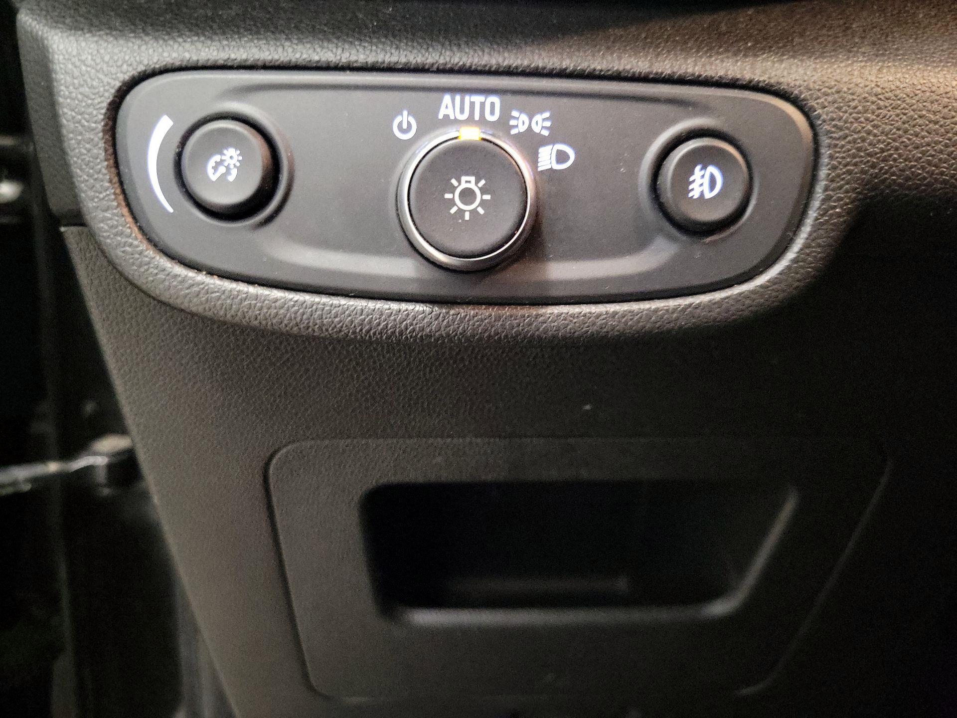 Thumbnail: 2021 Chevrolet TrailBlazer - 13