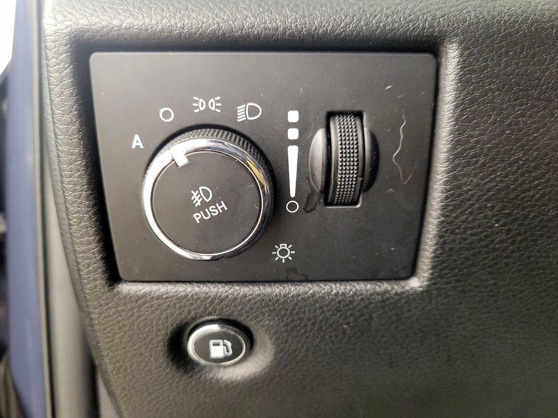 Thumbnail: 2021 Jeep Grand Cherokee - 13