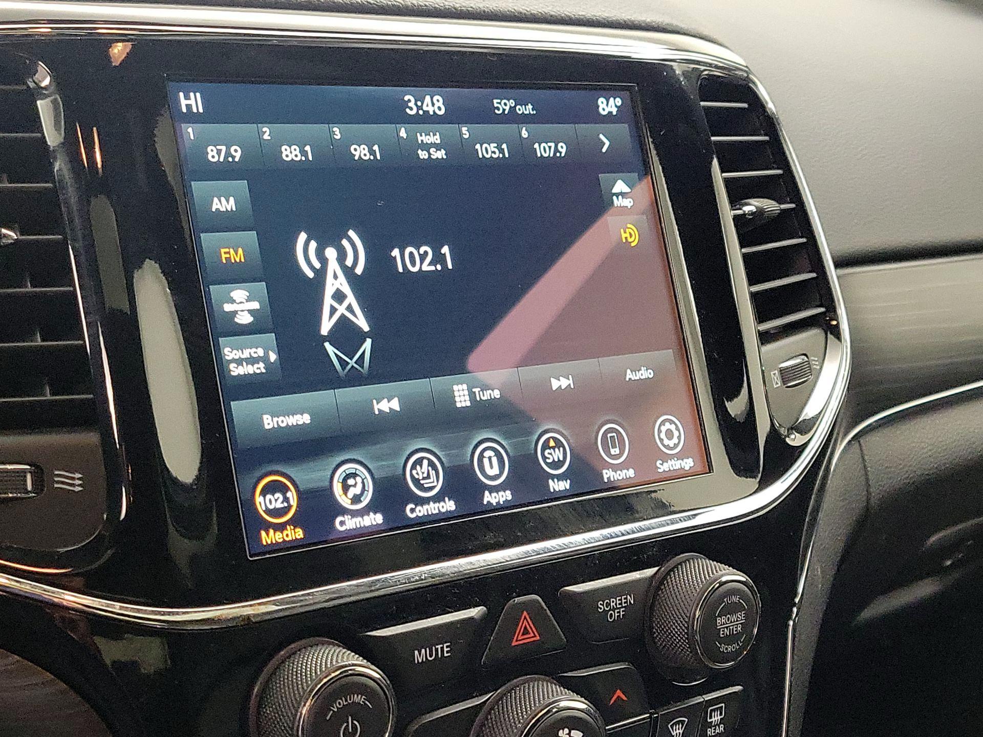 Thumbnail: 2021 Jeep Grand Cherokee - 16