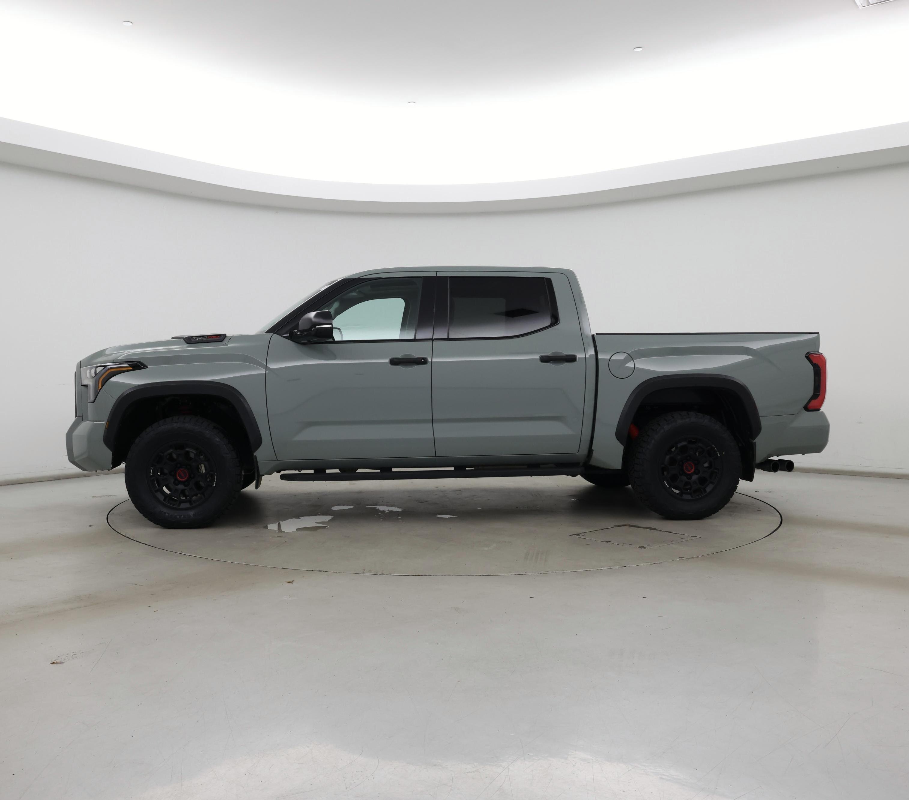 Thumbnail: 2022 Toyota Tundra - 3