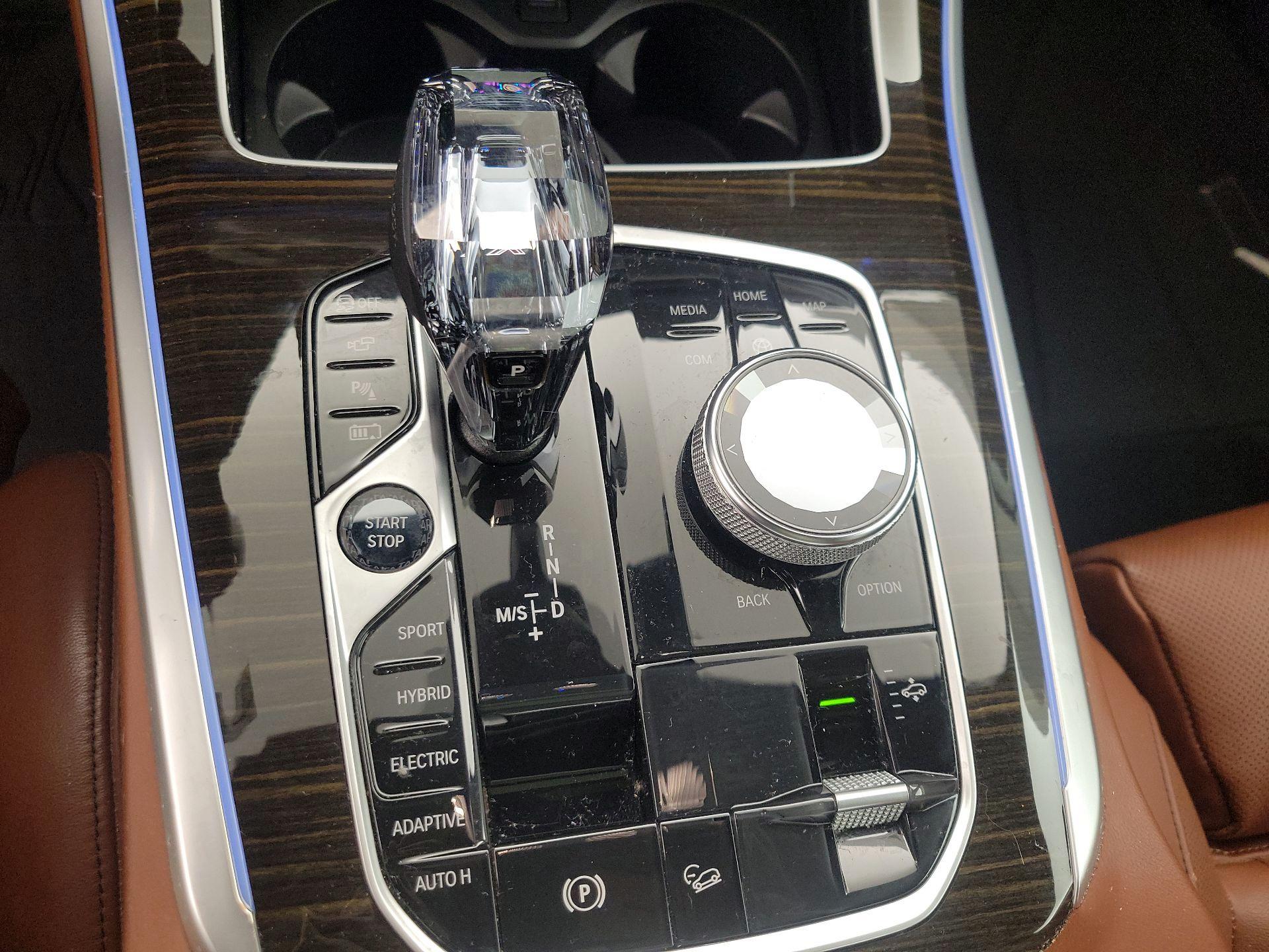 Thumbnail: 2021 BMW X5 - 18