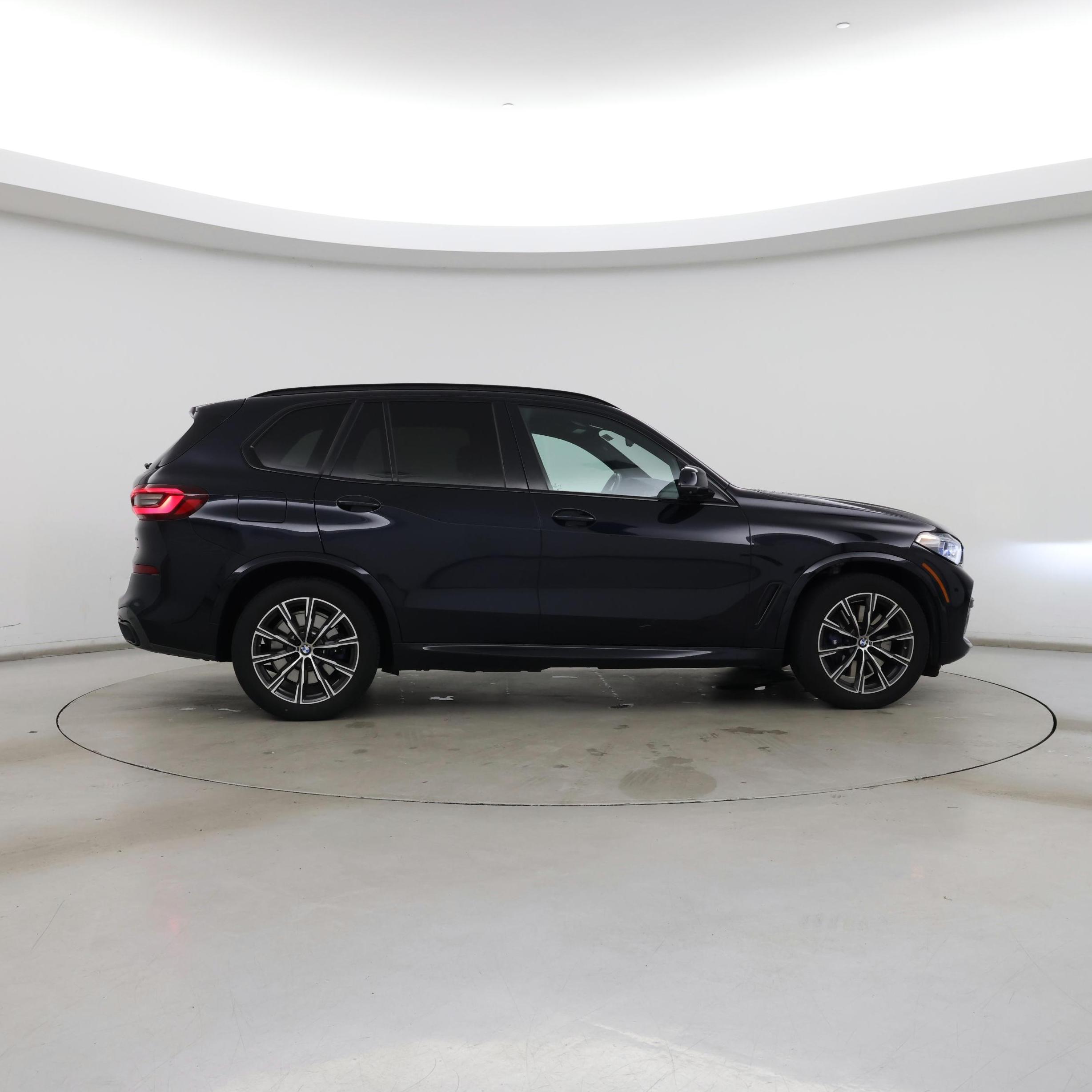Thumbnail: 2021 BMW X5 - 7