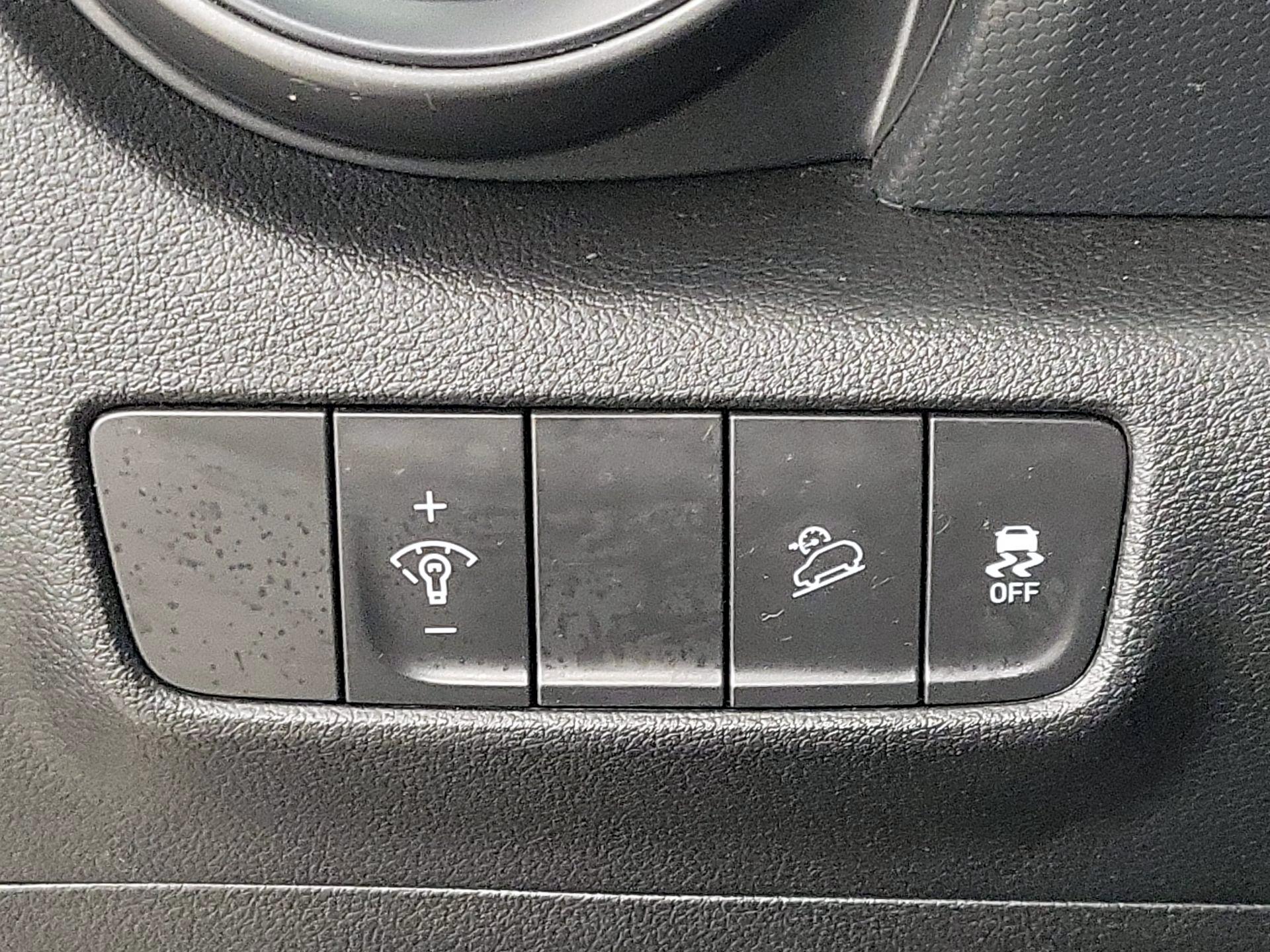 Thumbnail: 2022 Hyundai Kona - 13