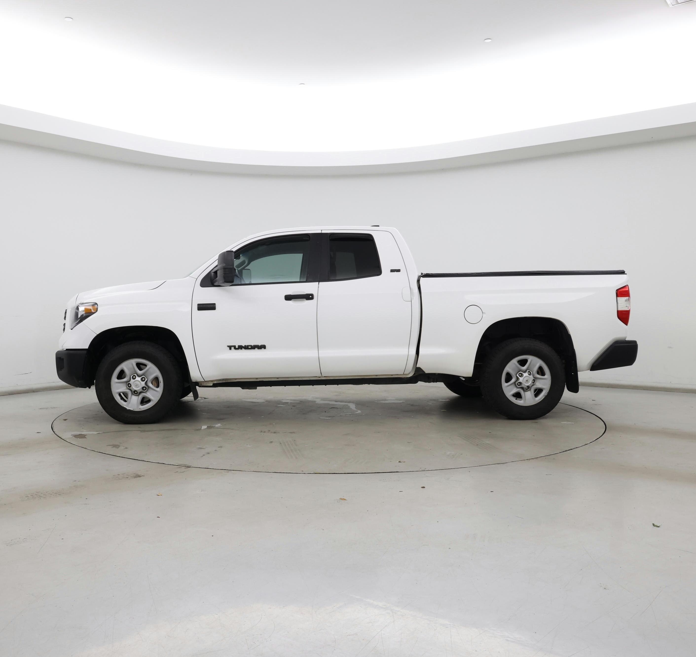 Thumbnail: 2021 Toyota Tundra - 3