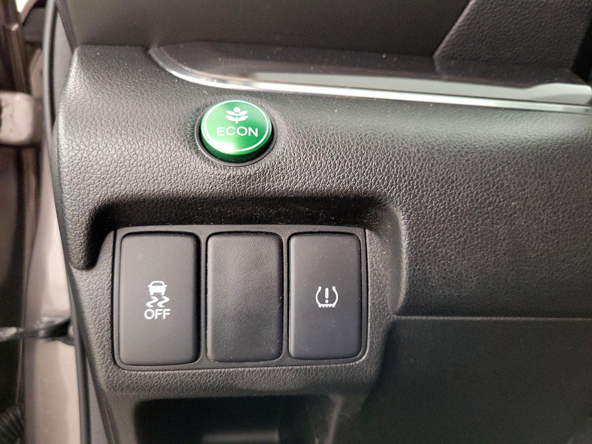 Thumbnail: 2015 Honda CR-V - 13