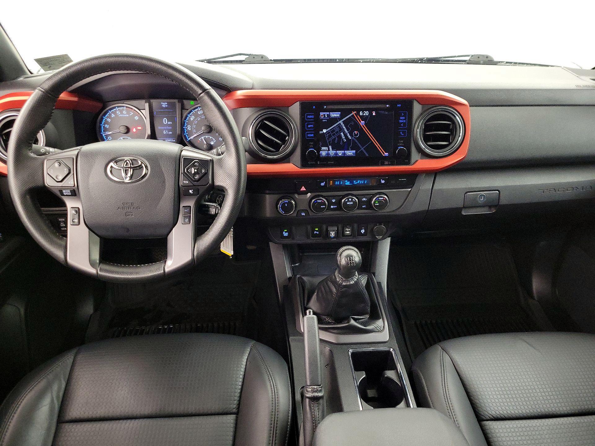 Thumbnail: 2019 Toyota Tacoma - 9