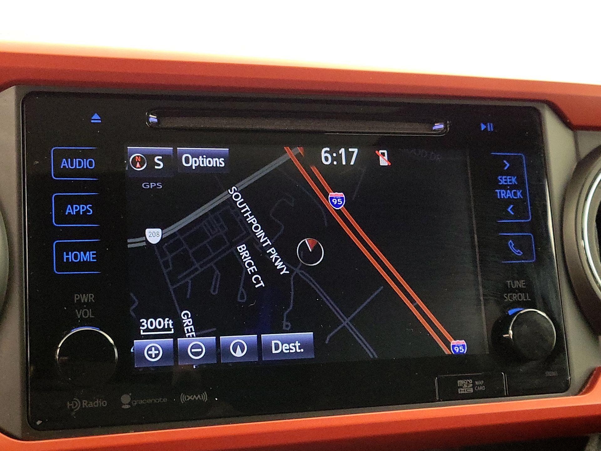 Thumbnail: 2019 Toyota Tacoma - 14